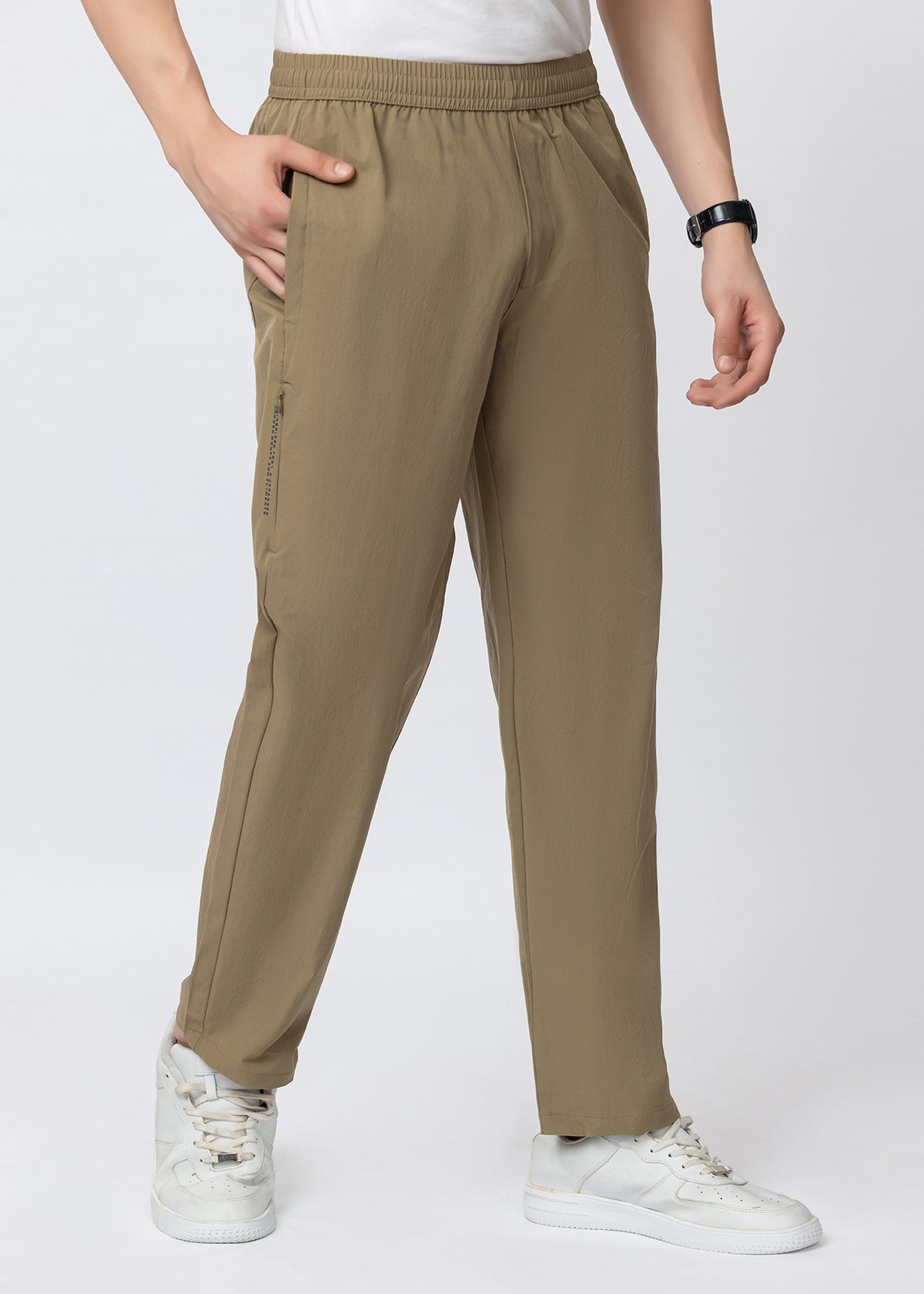 KHAKI TRAVEL PANT