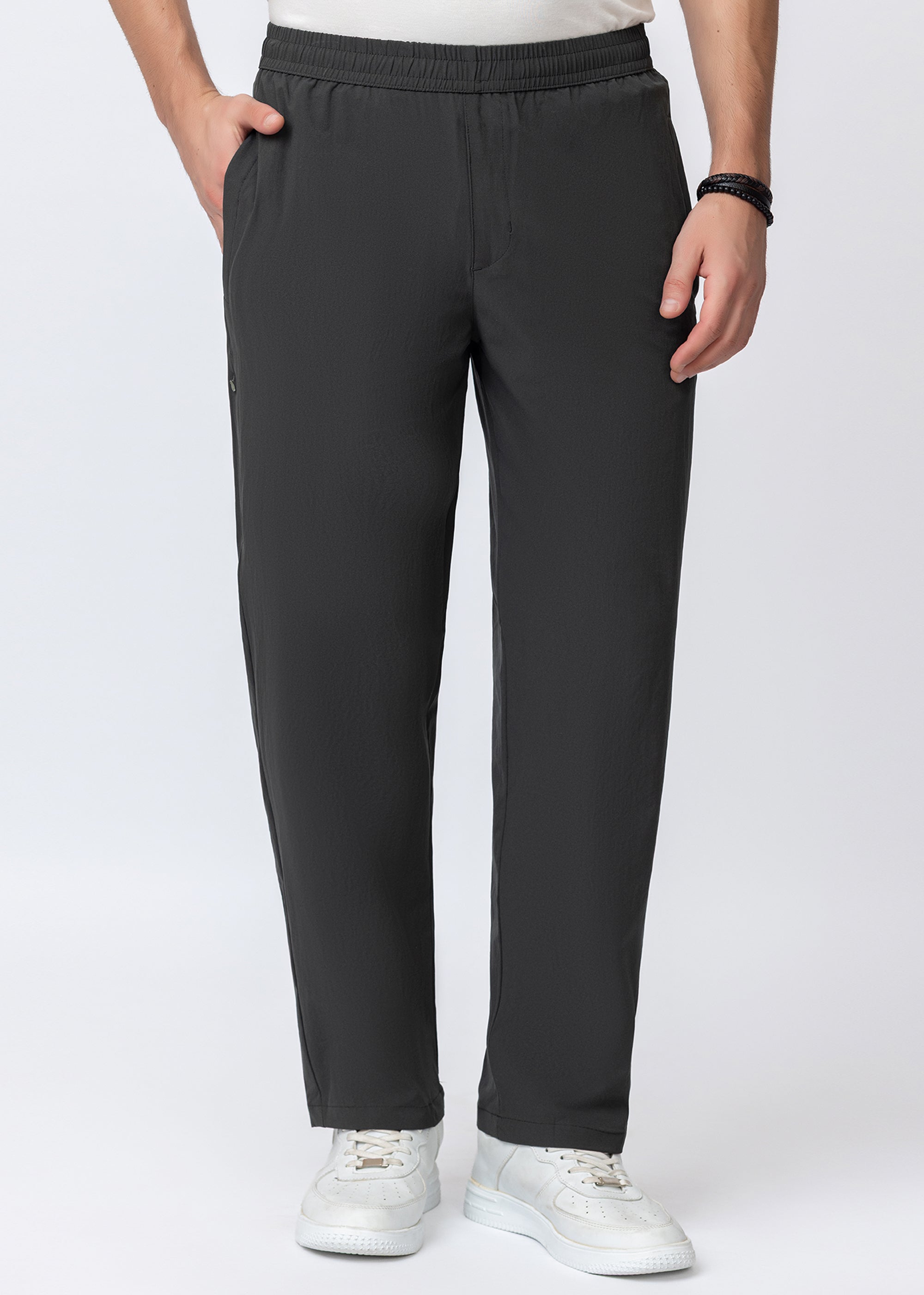 IRON TRAVEL PANT