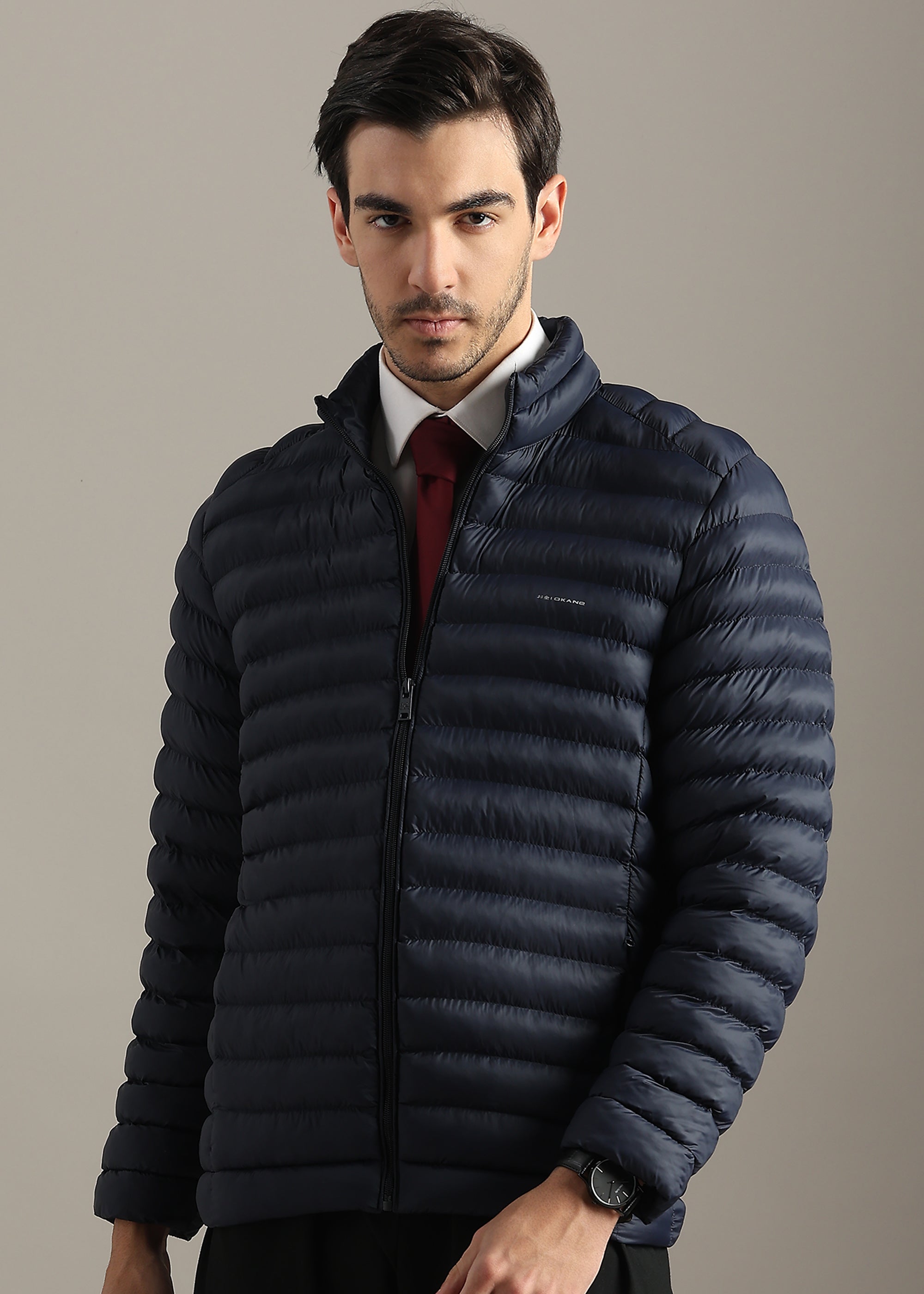 NAVY SOLID WEIGHTLESS WARMTH+PORTABLE FULL SLEEVE JACKET