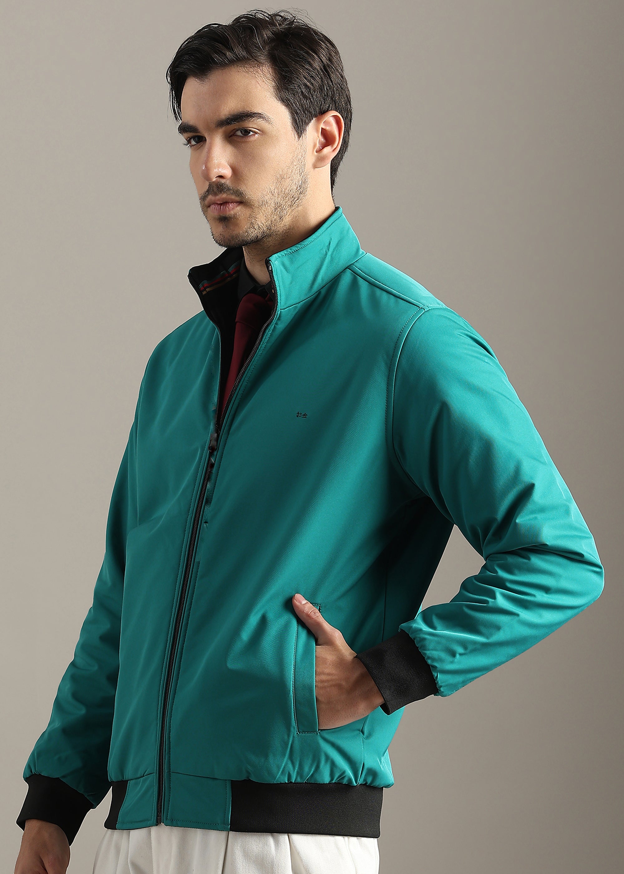 GREEN SOLID REVERSIBLE FAUX COTTON FULL SLEEVE JACKET