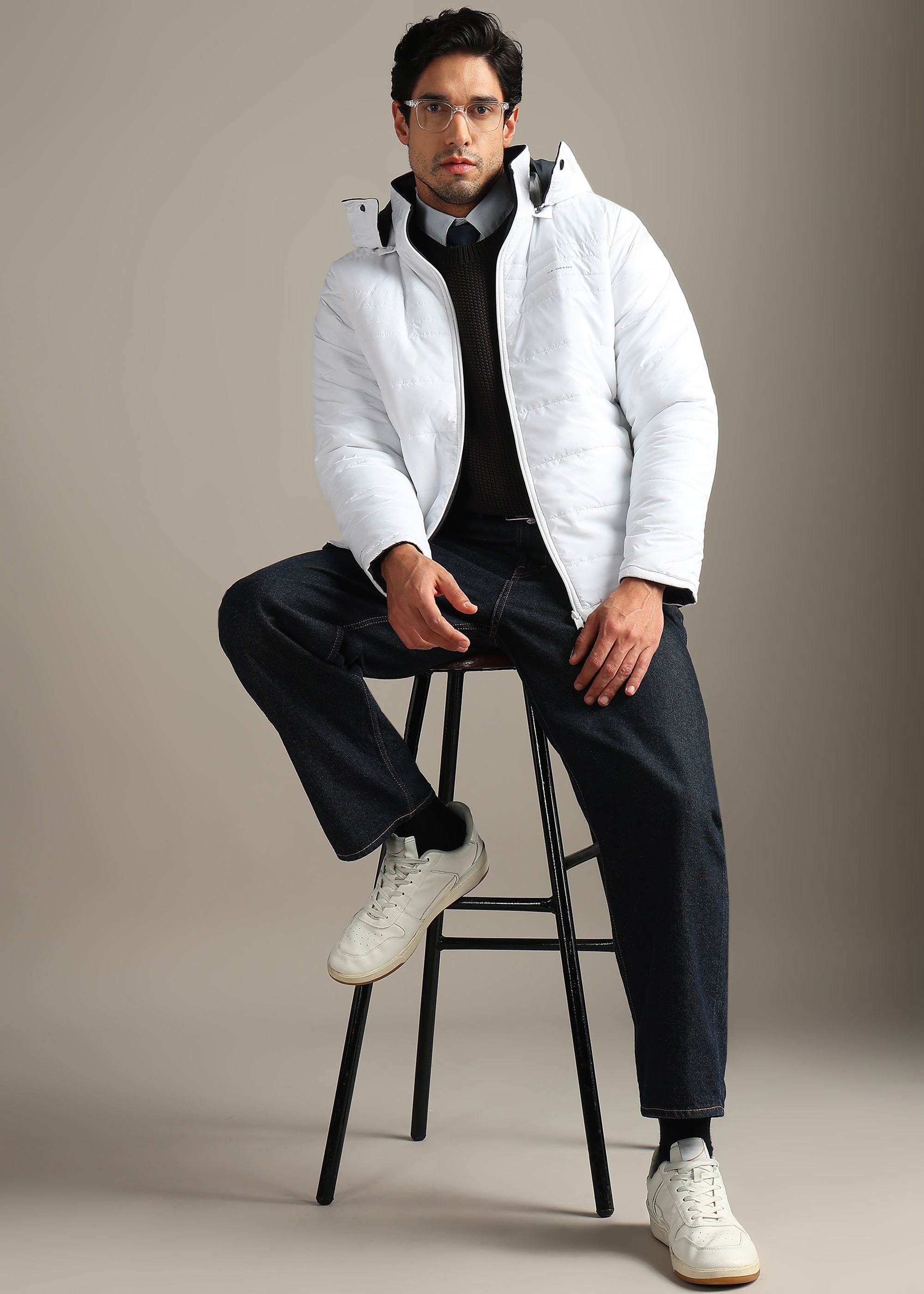 WHITE SOLID NYON FULL SLEEVE REVERSIBLE PUFFER JACKET