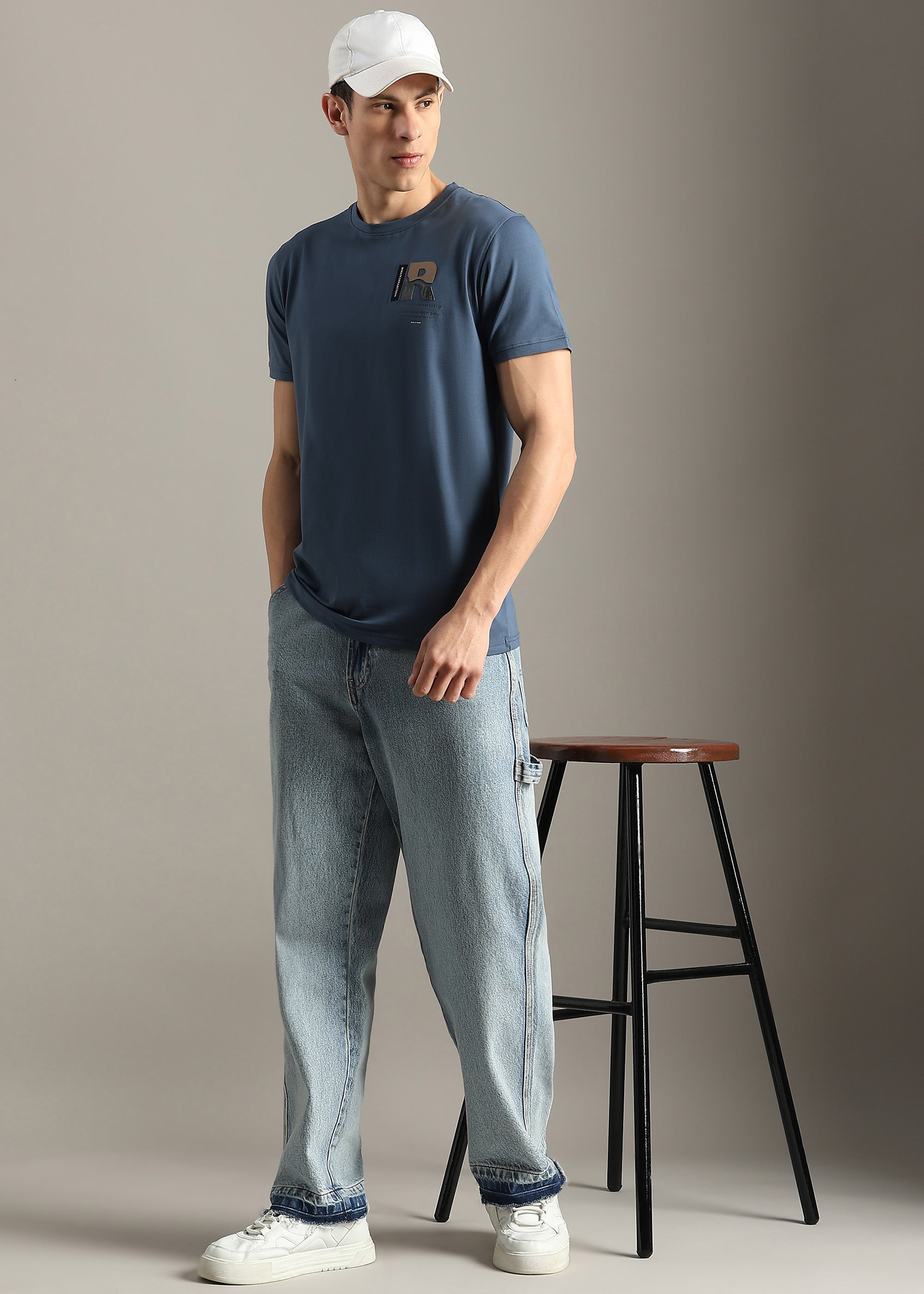 BLUE COTTON ELASTANE GRAPHIC T-SHIRT