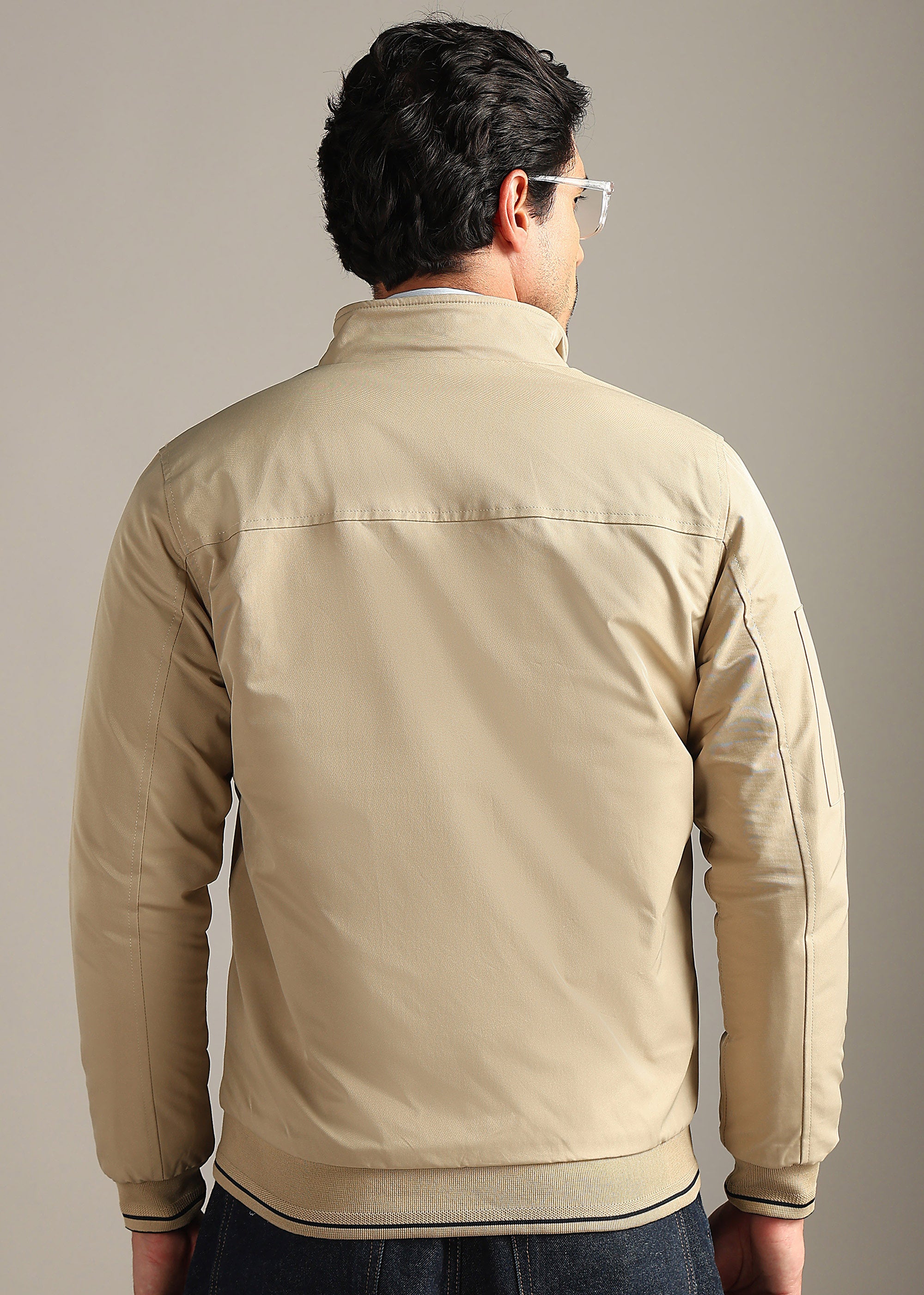 FAWN SOLID REVERSIBLE MULTI POCKET FULL SLEEVE JACKET