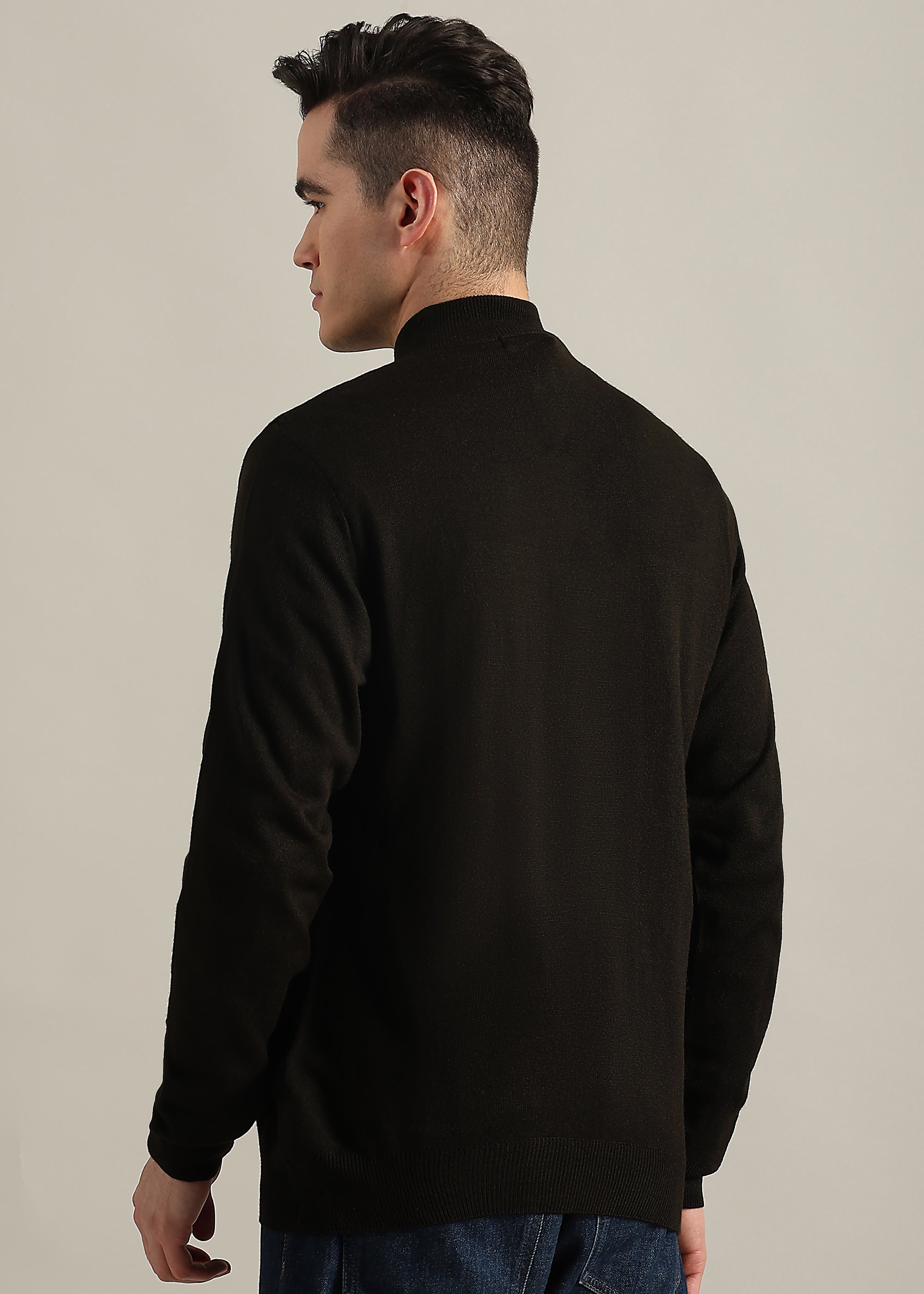 COFFEE SOLID ACRYLIC TURTLE NECK SWEATER