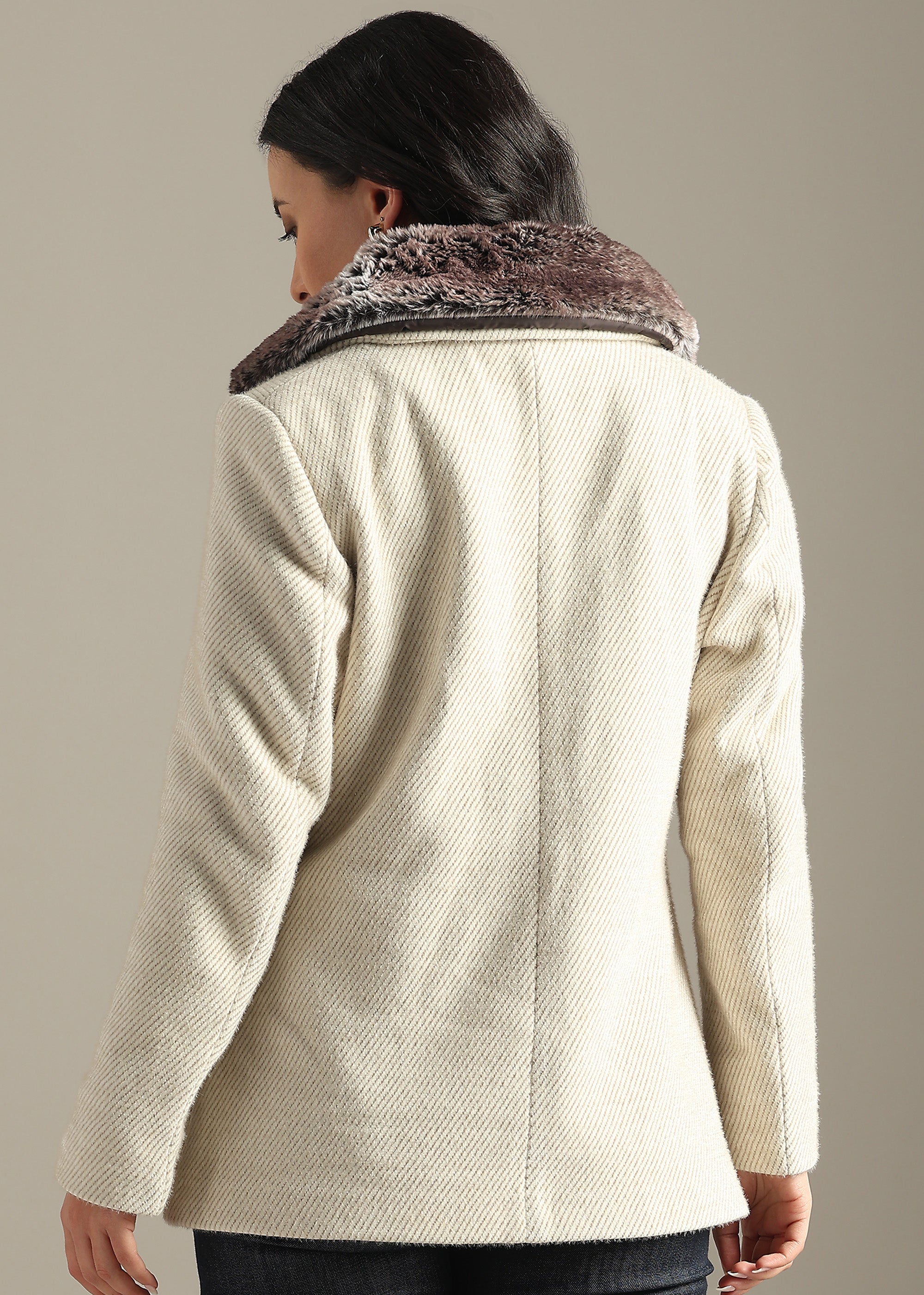 BEIGE STRUCTURED DETACHABLE FUR COLLAR COAT