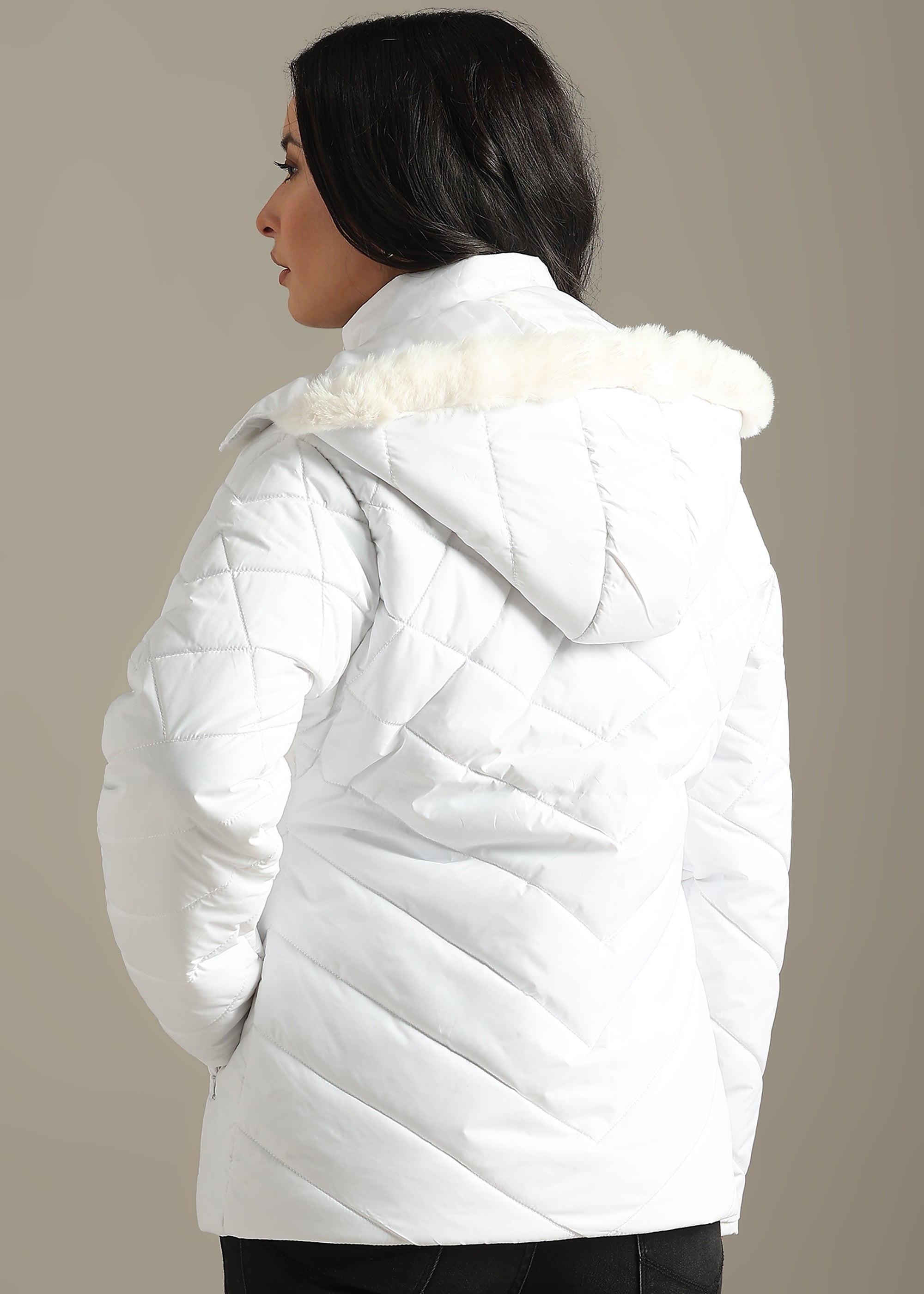 WHITE ENGINEERED QUILTED FULL SLEEVE JACKET