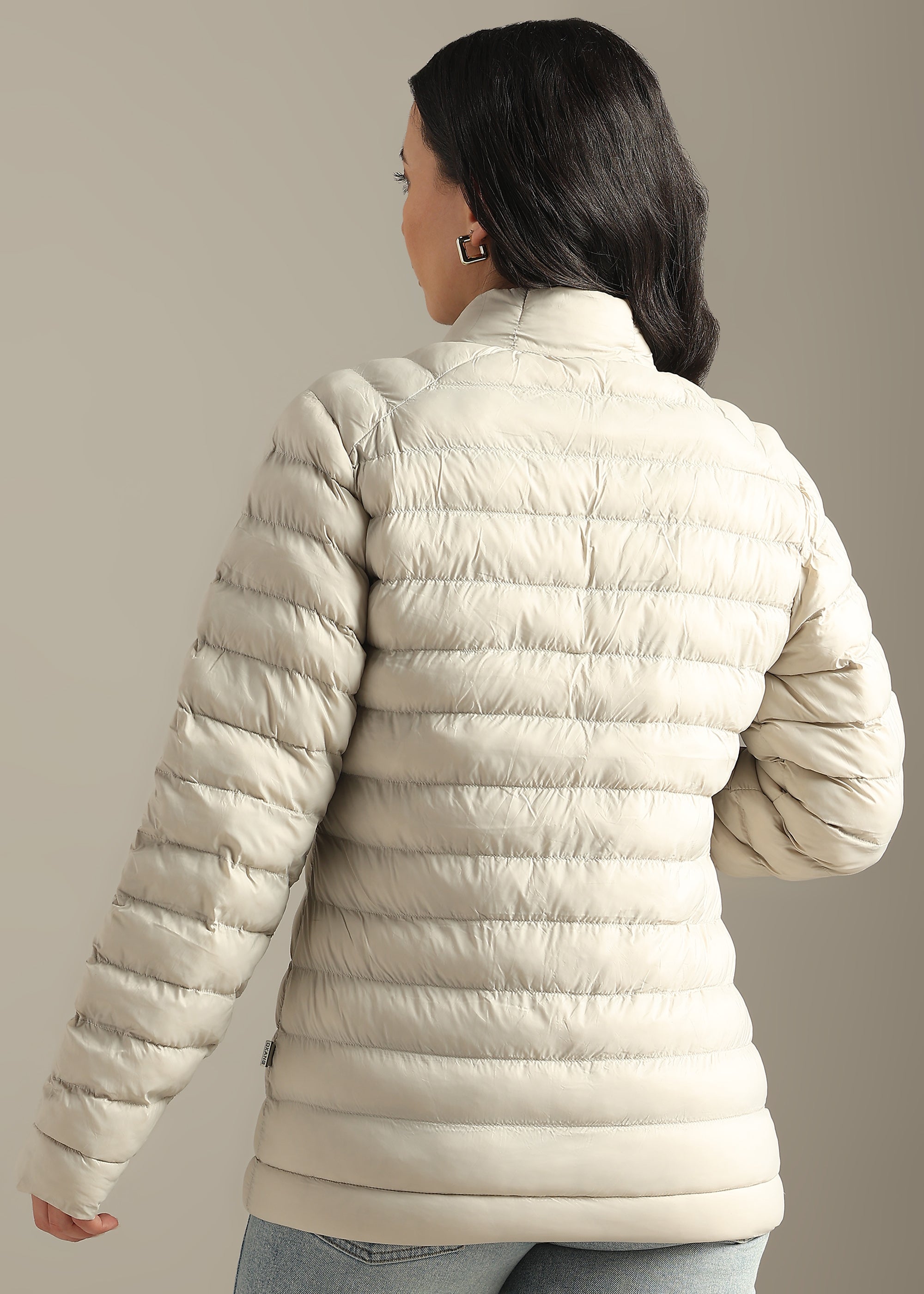 STONE SOLID POLYESTER PUFFER FULL SLEEVE JACKET