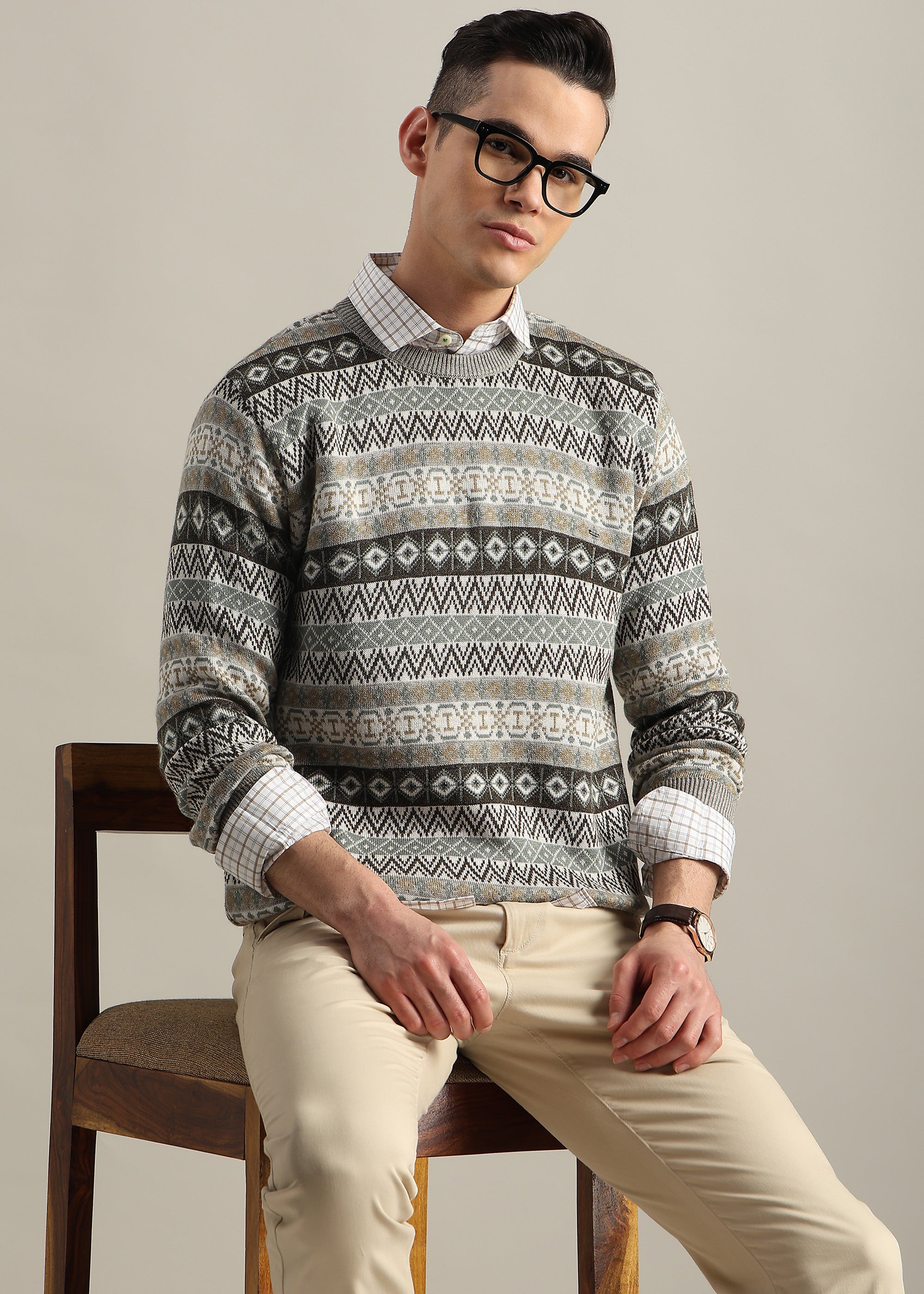 MOUSE STRUCTURED CREW NECK SWEATER