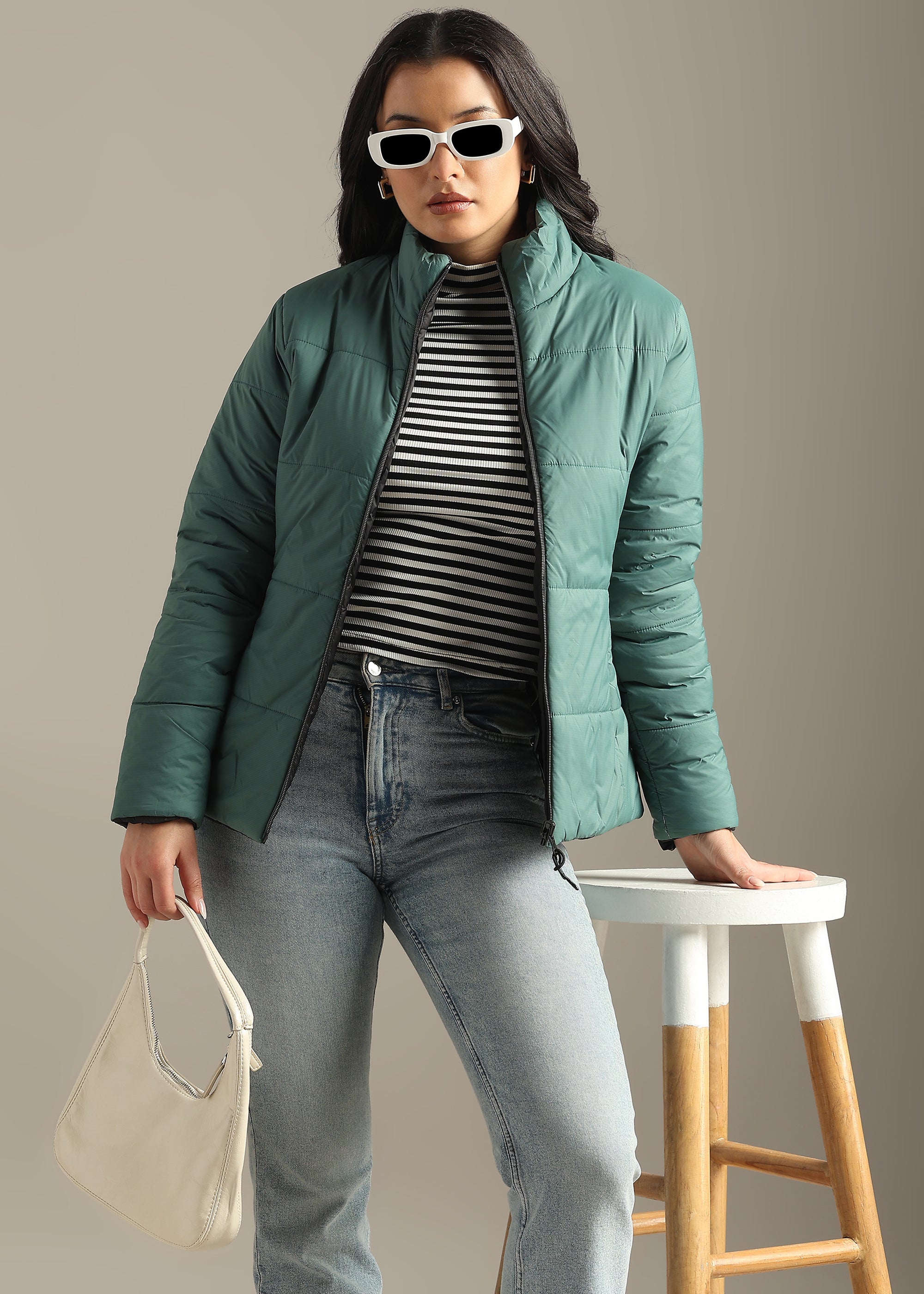 GREEN NYLON REVERSIBLE FULL SLEEVE JACKET