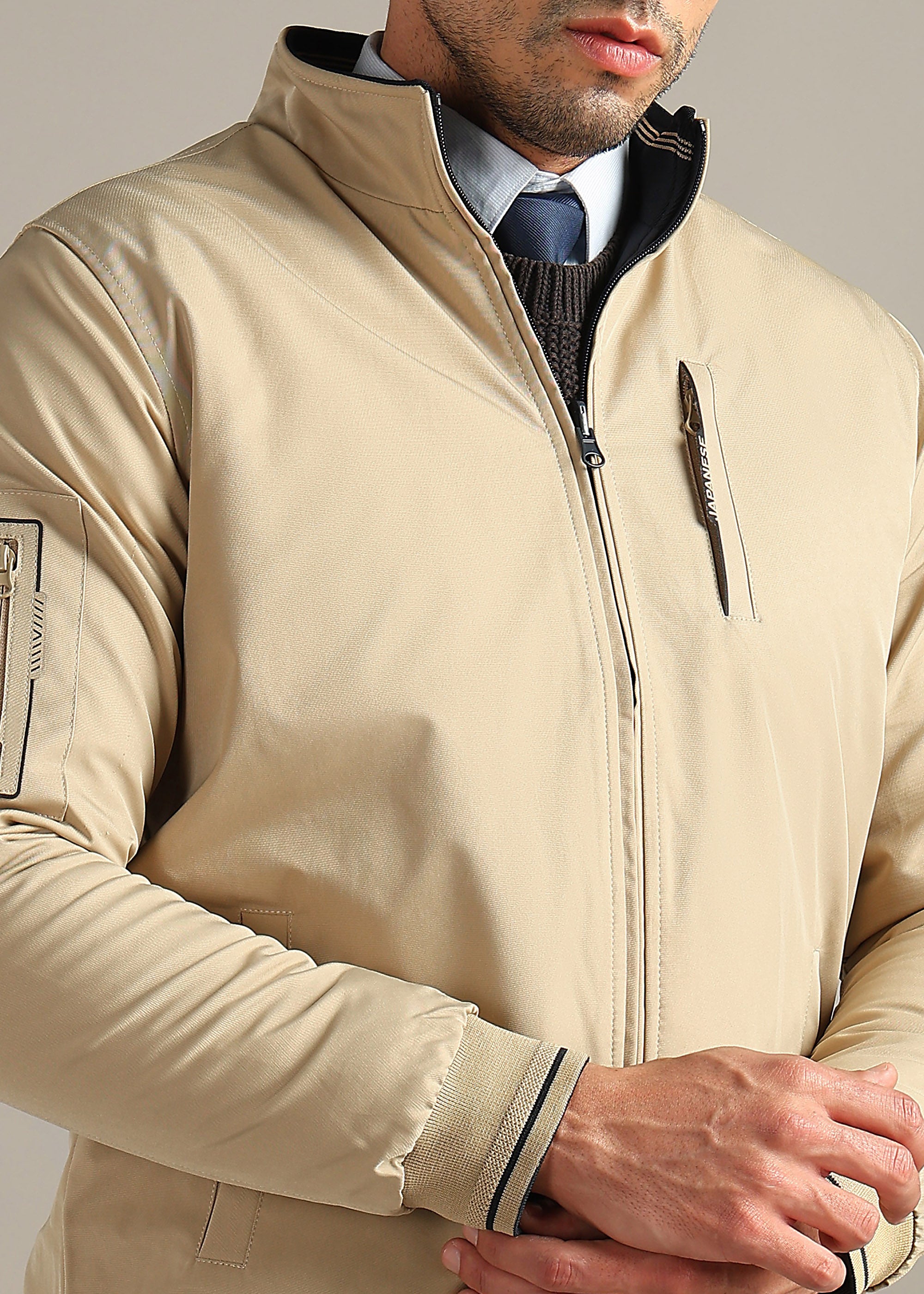 FAWN SOLID REVERSIBLE MULTI POCKET FULL SLEEVE JACKET