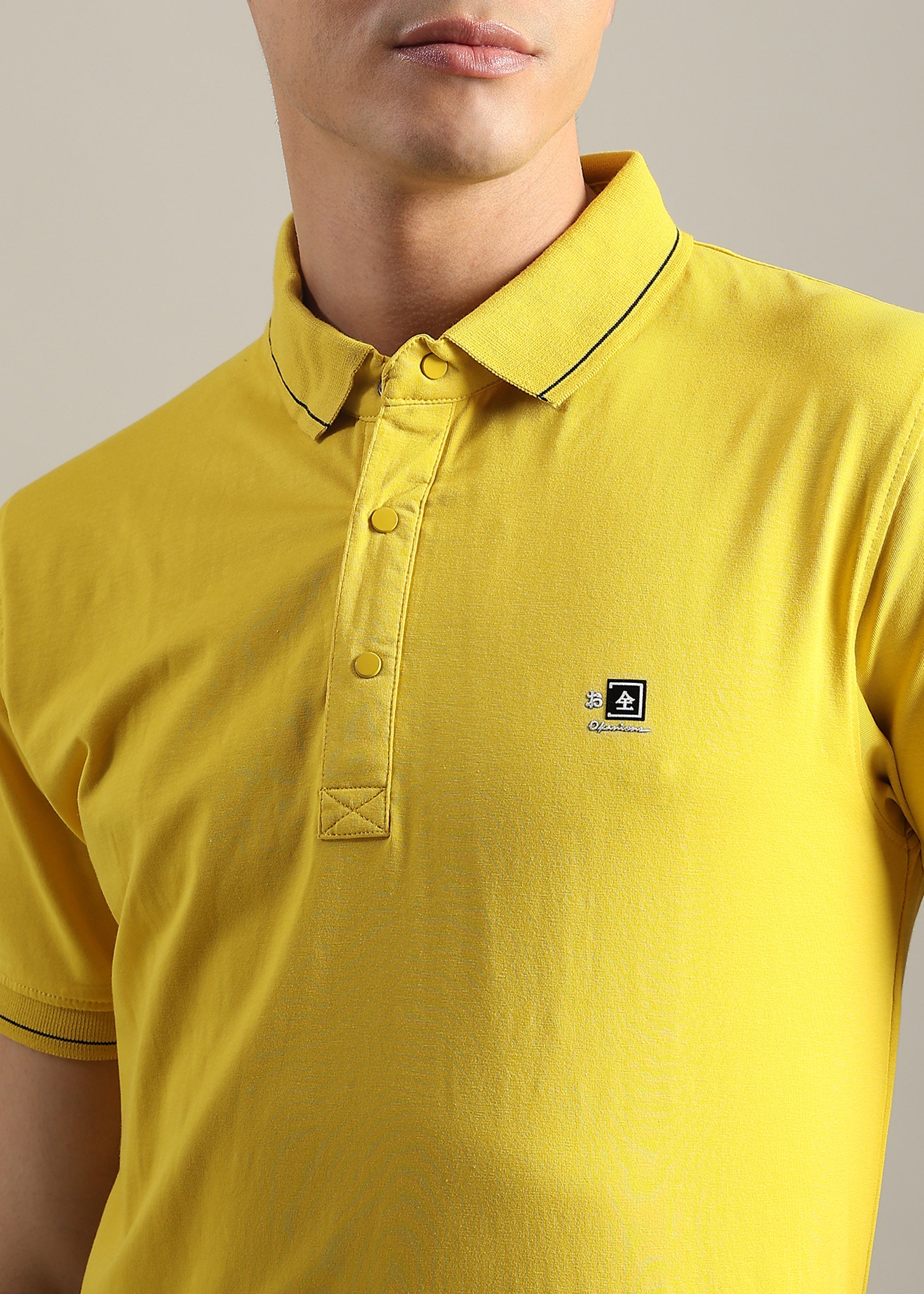 YELLOW SOLID COTTON ELASTANE POLO TEE