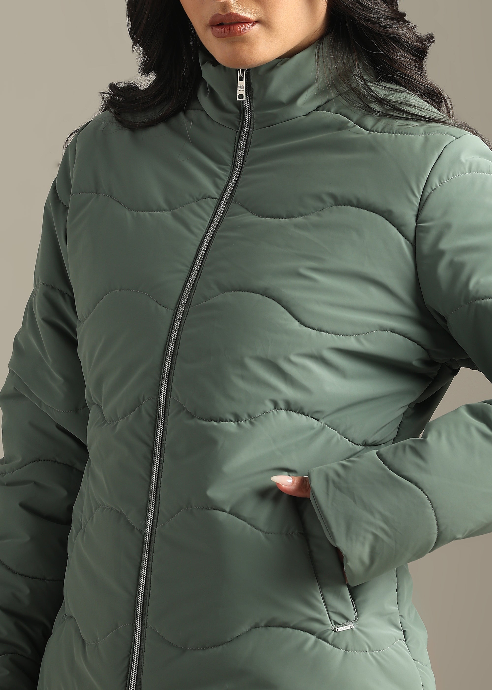 GREEN NYLON TRENDING SOFT QUALITY FULL SLEEVE JACKET