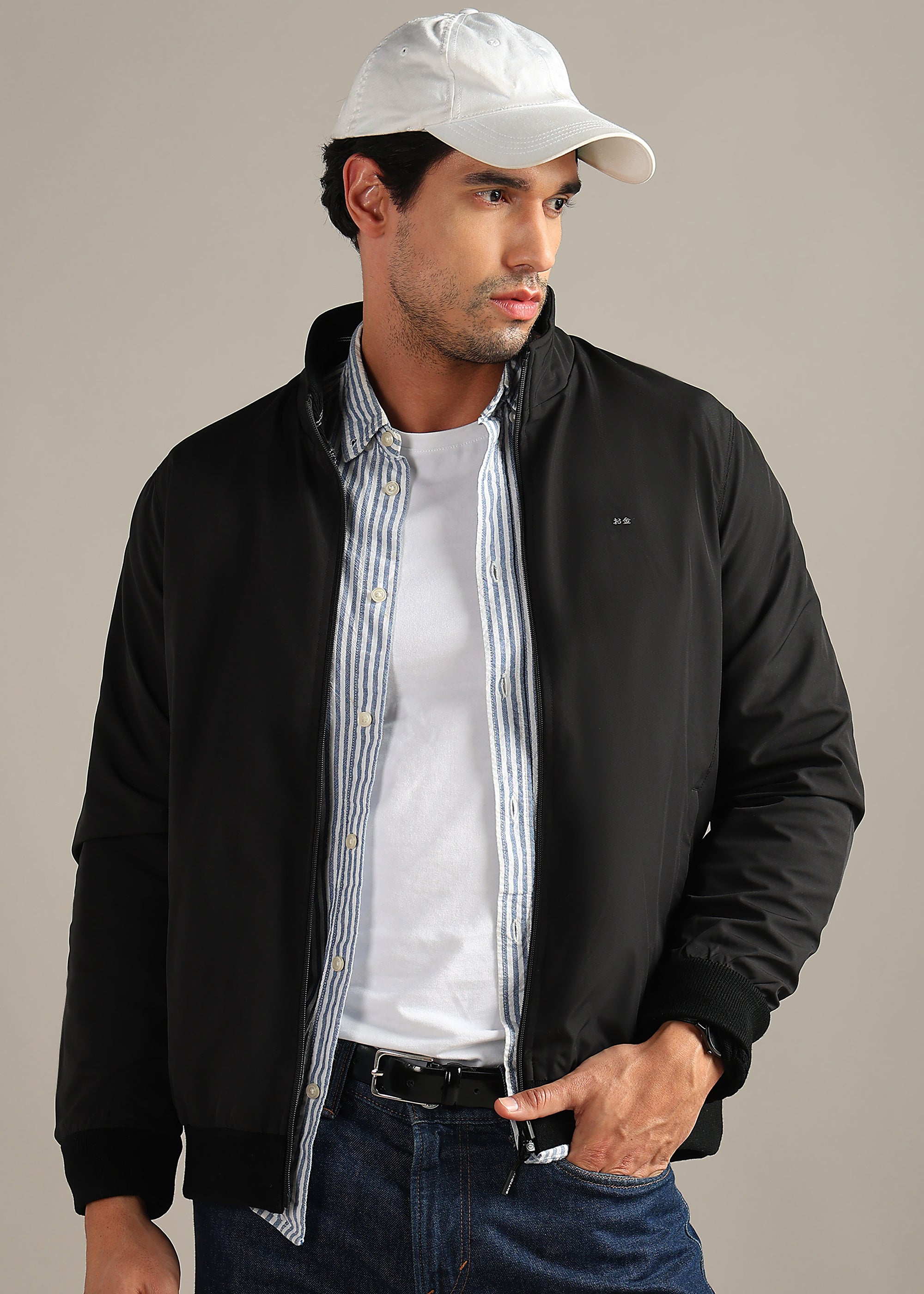 BLACK SOLID REVERSIBLE FULL SLEEVE JACKET WITH ENGINEERED SWEATER