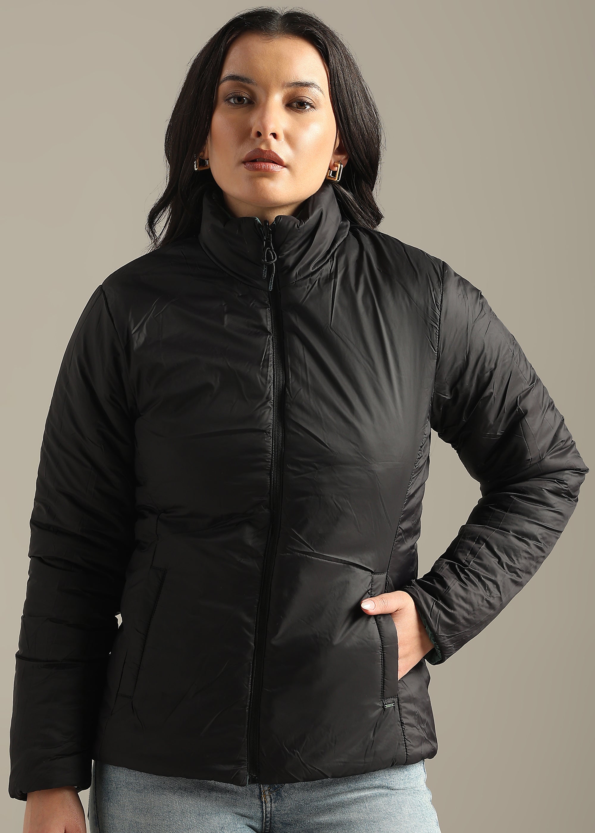 GREEN NYLON REVERSIBLE FULL SLEEVE JACKET