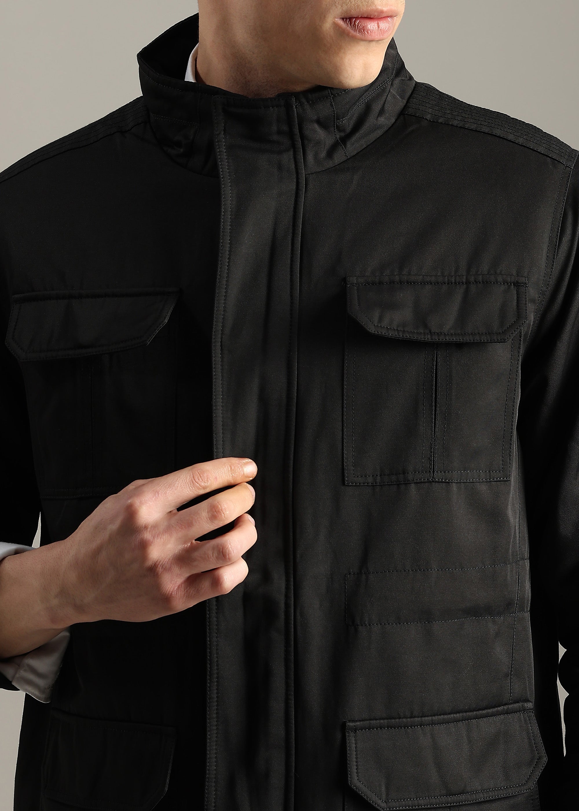 BLACK SOLID FUR COTTON CARGO FULL SLEEVE JACKET