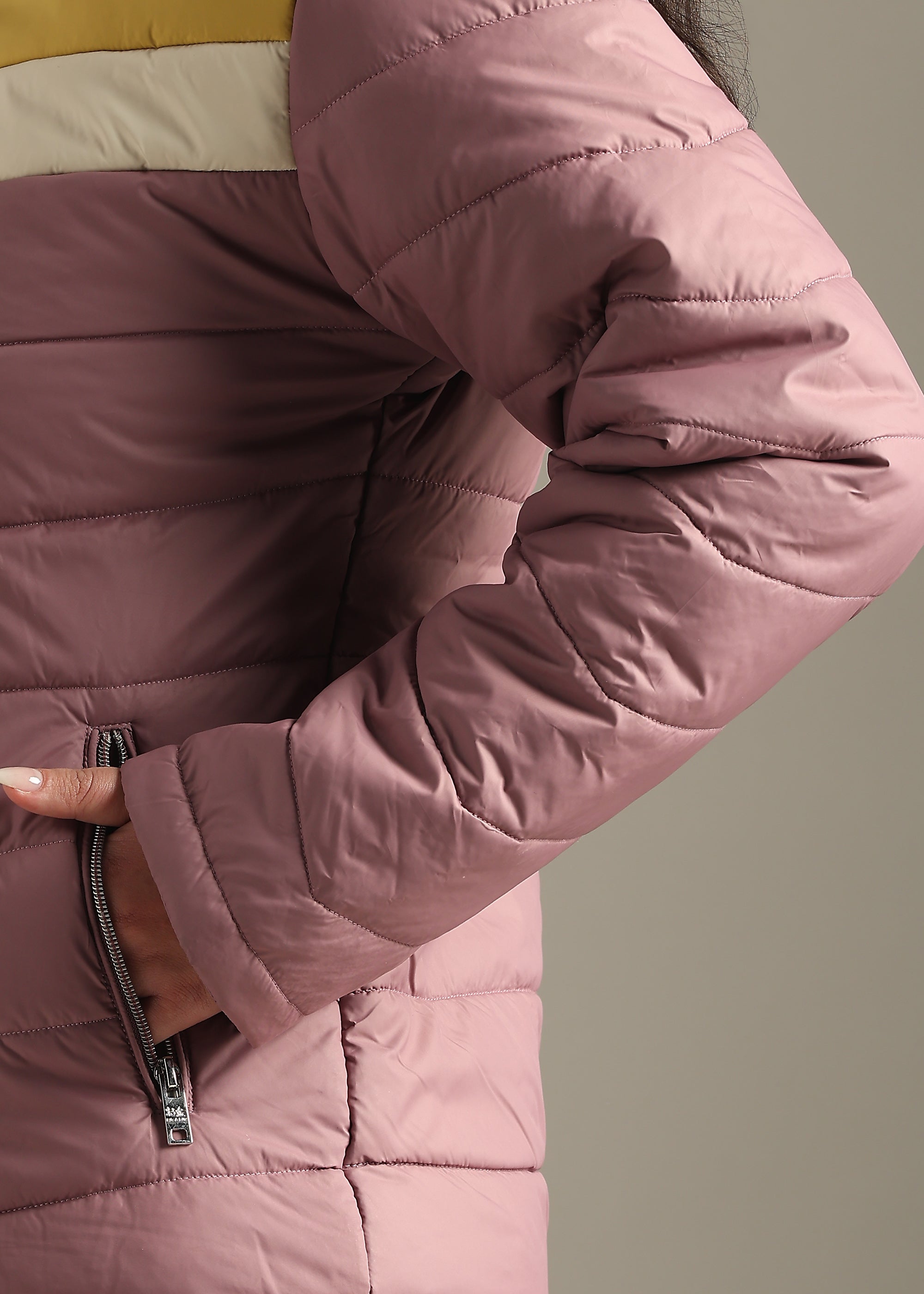 PINK NYLON COLOUR-BLOCK PUFFER FULL SLEEVE JACKET
