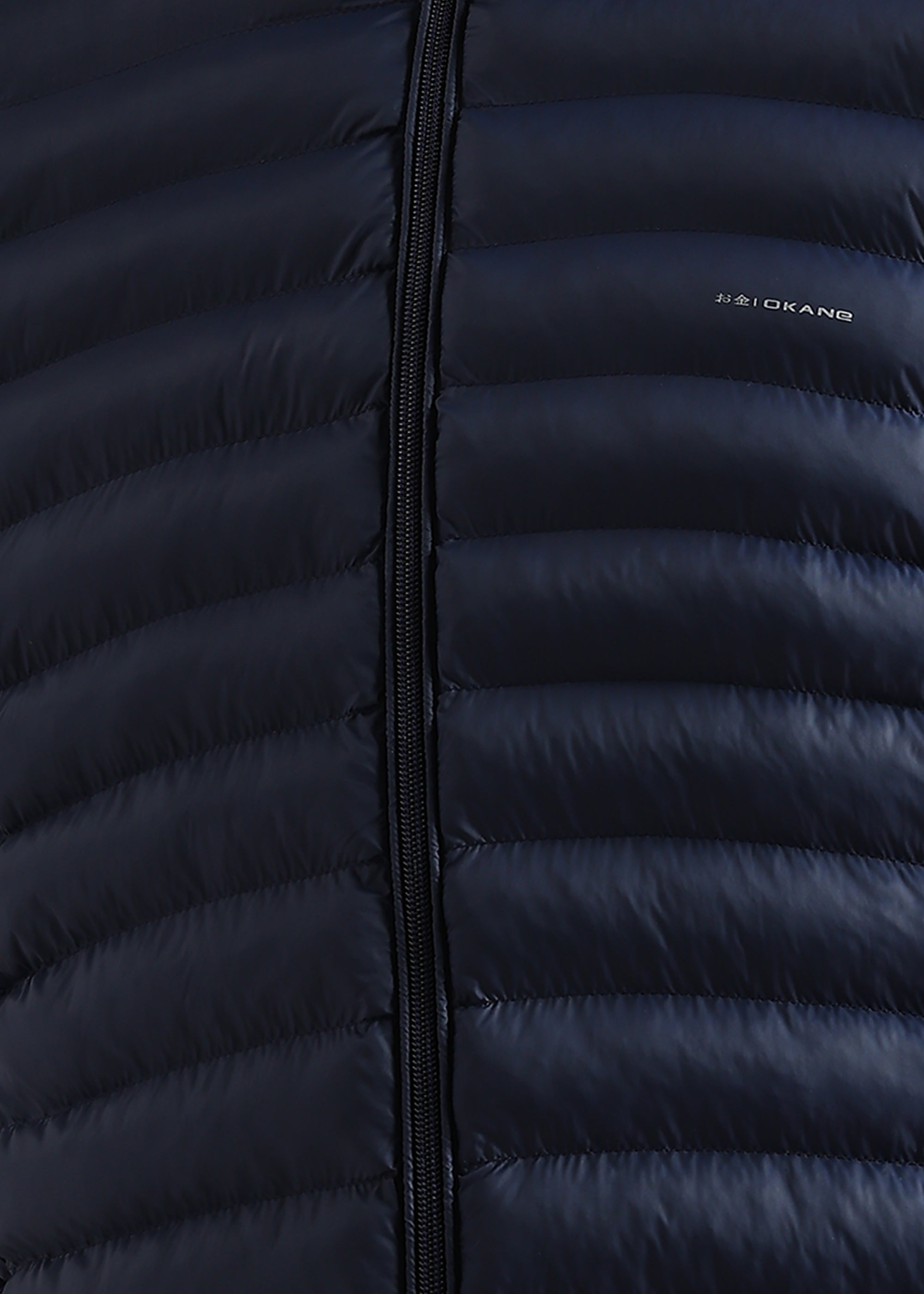BLUE SOLID WEIGHTLESS WARMTH+PORTABLE FULL SLEEVE JACKET