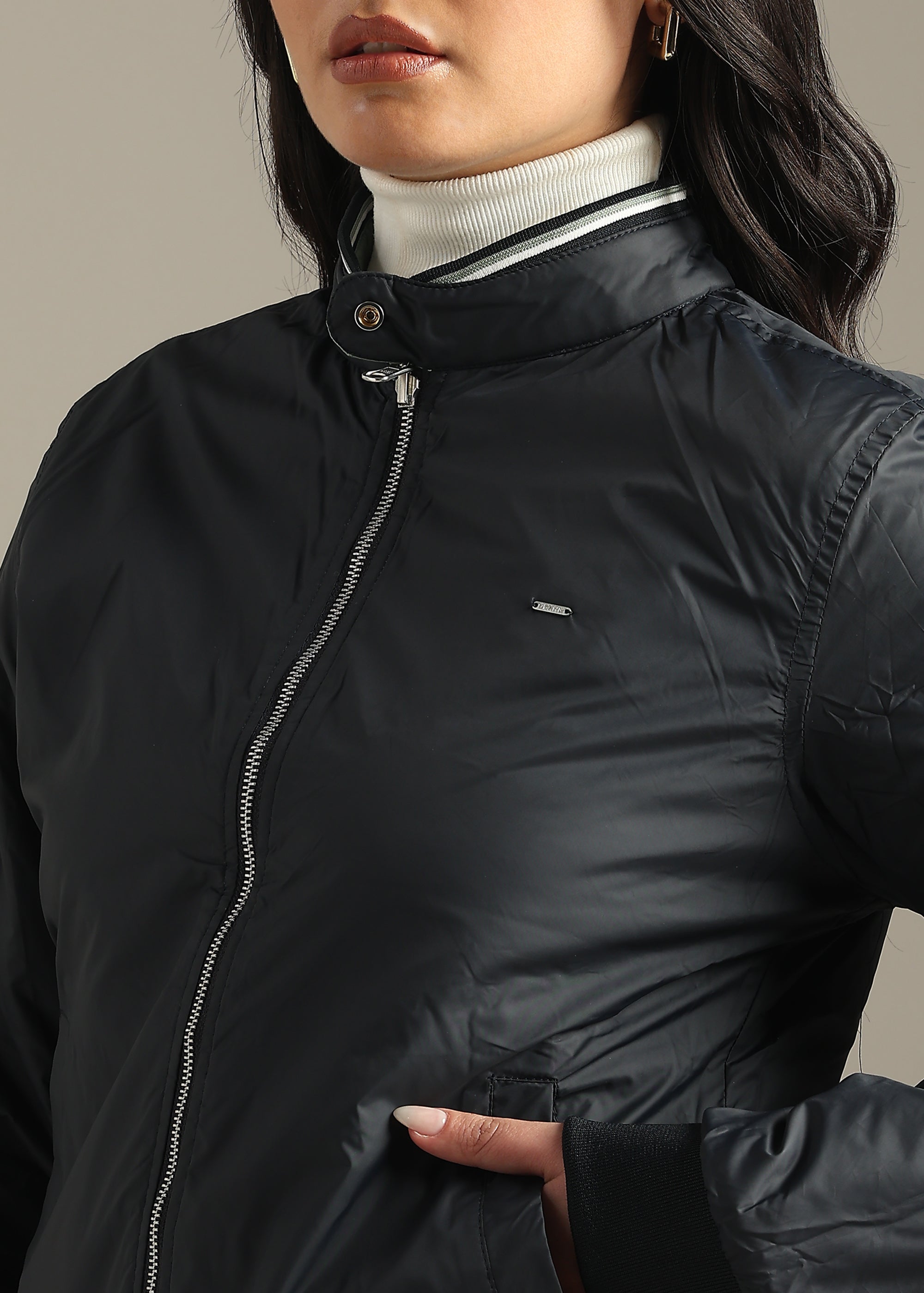 MINT NYLON PREMIUM REVERSIBLE FULL SLEEVE JACKET