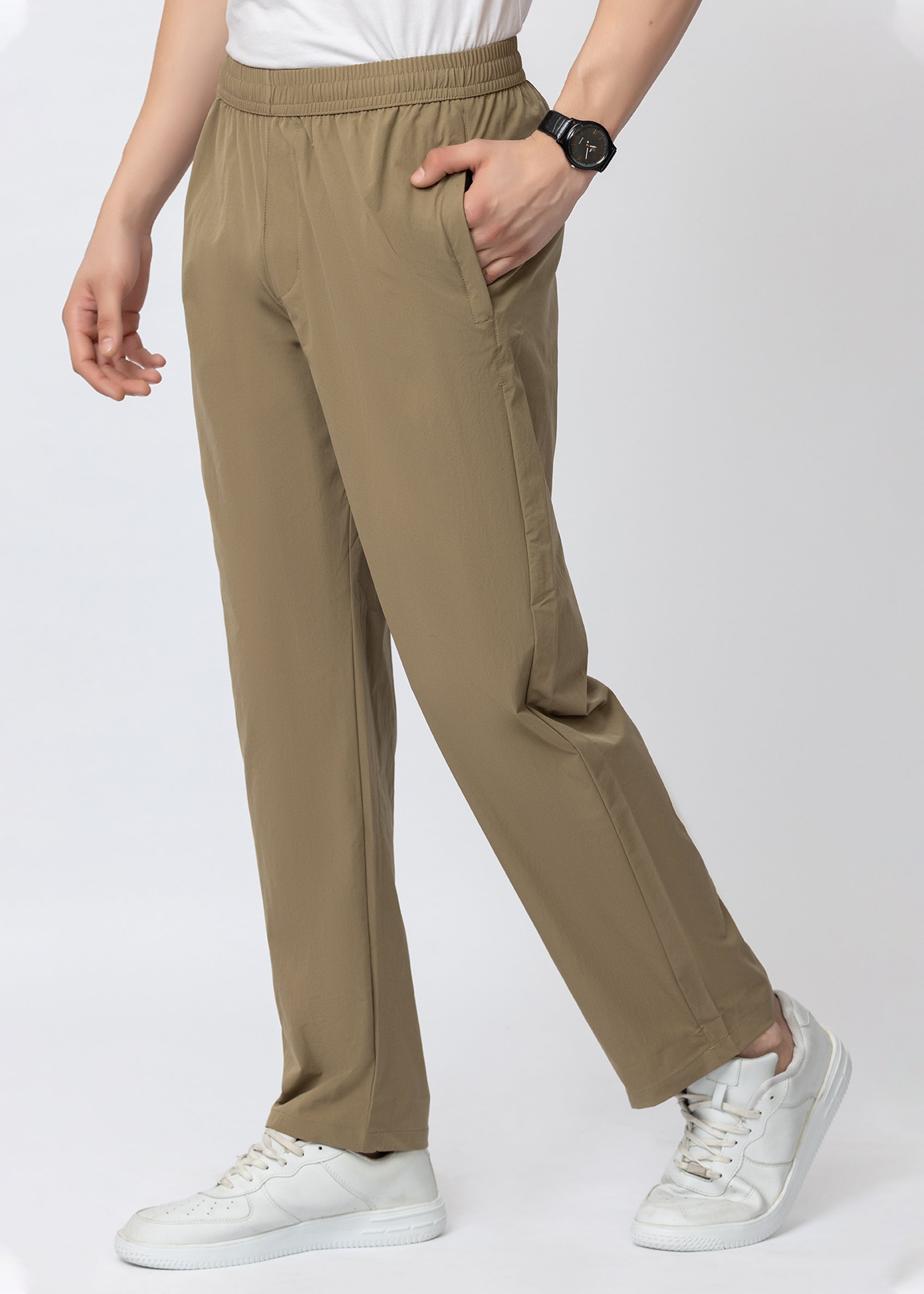 KHAKI TRAVEL PANT