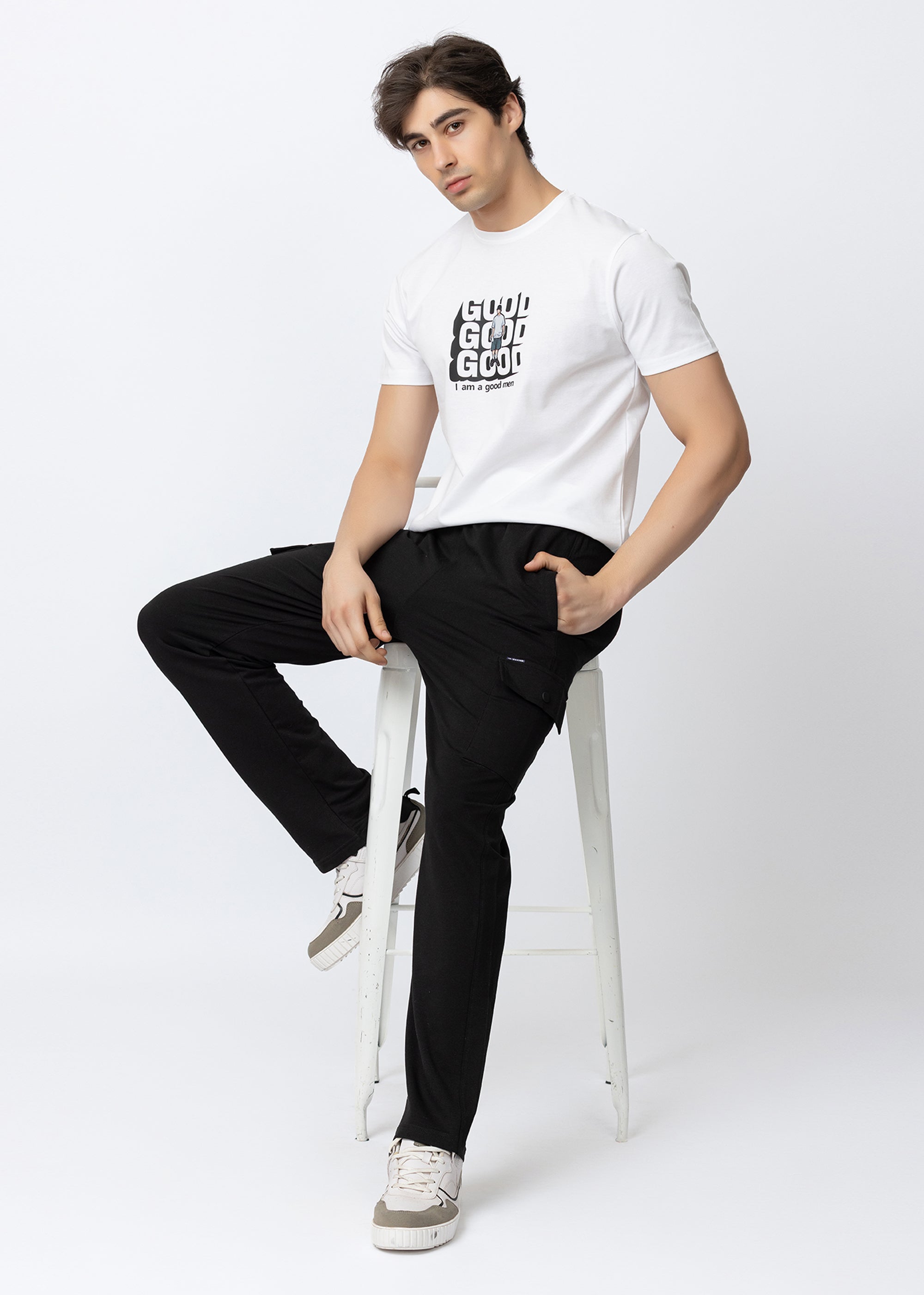 BLACK COMFORT FIT KNITTED CARGO PANT
