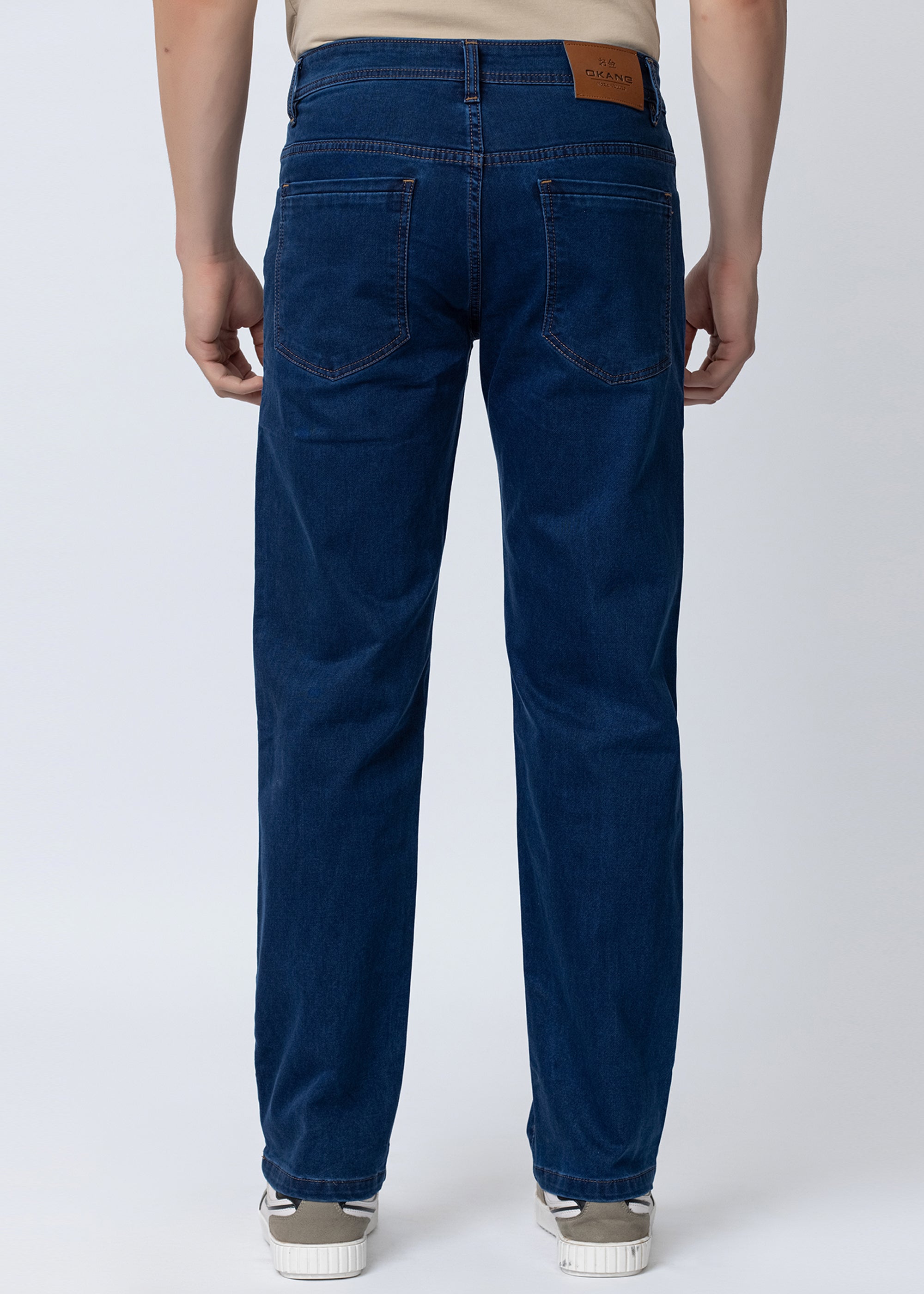 Men Straight Fit Mid Rise Denim Jeans