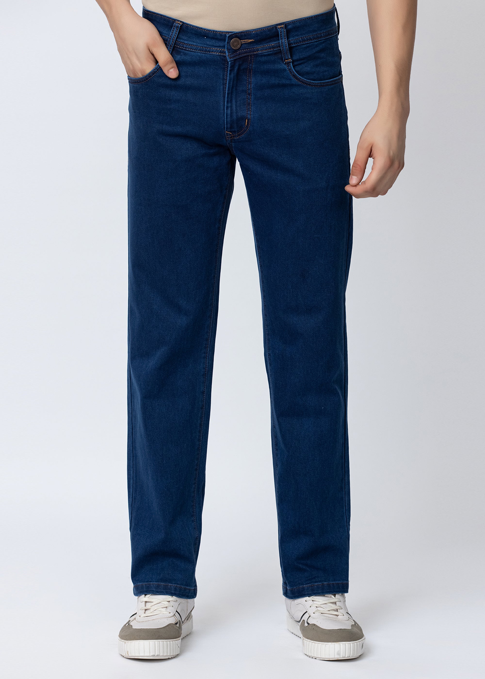 Men Straight Fit Mid Rise Denim Jeans