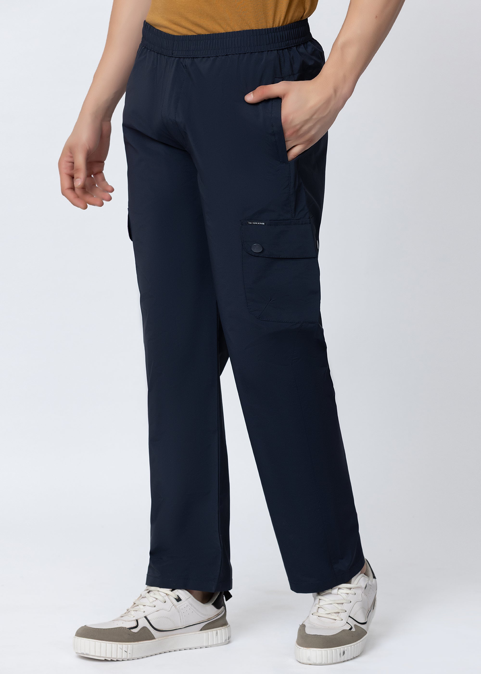 NAVY TRAVEL CARGO PANT