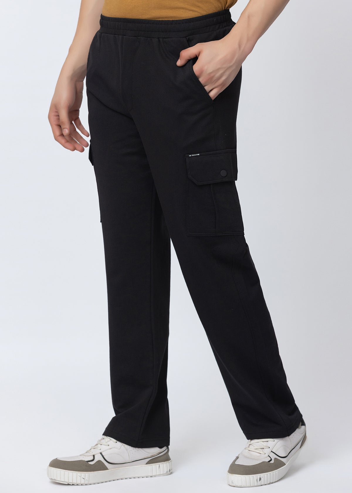 BLACK COMFORT FIT KNITTED CARGO PANT