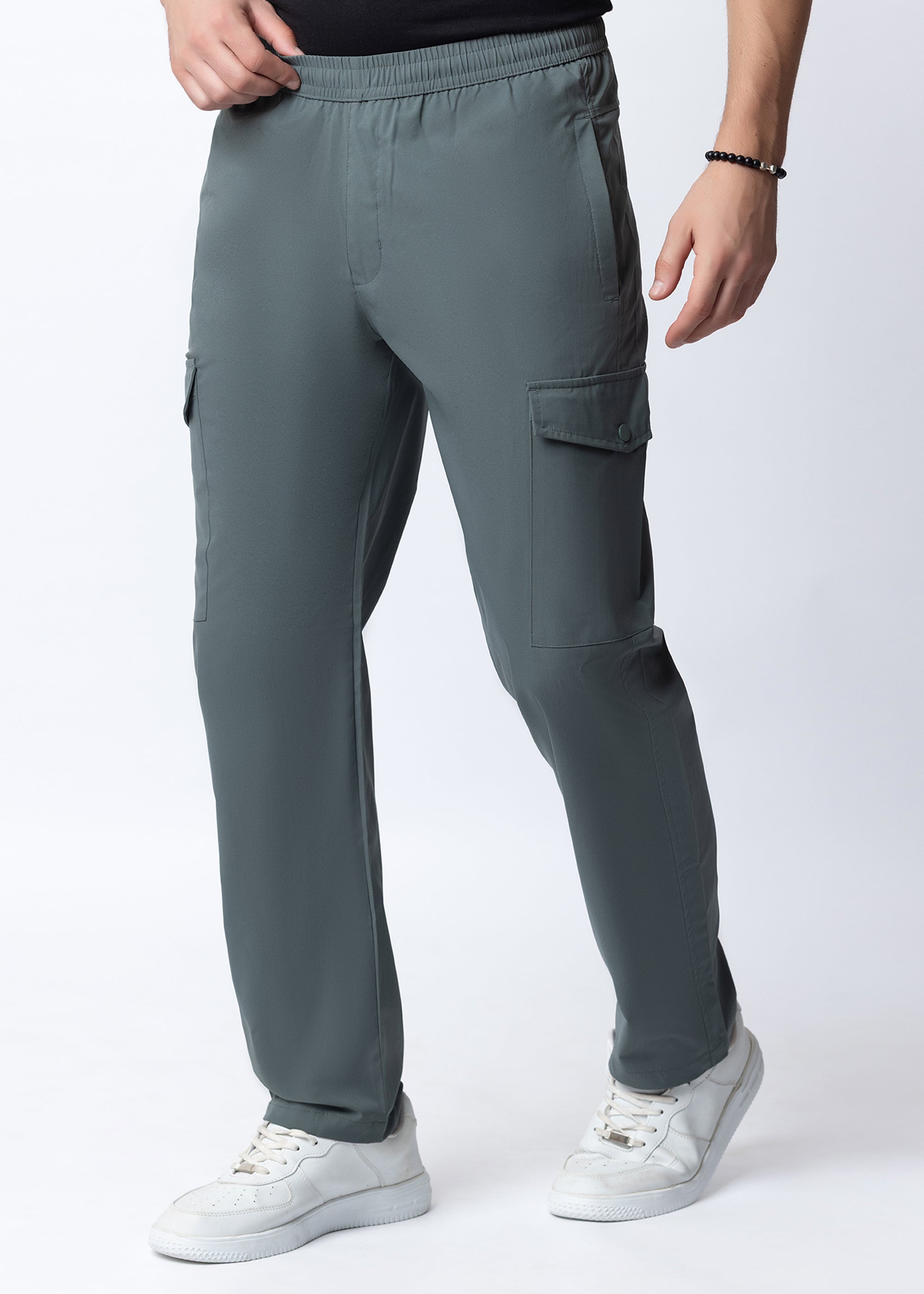 OLIVE STRAIGHT FIT ATHLEISURE CARGO PANT