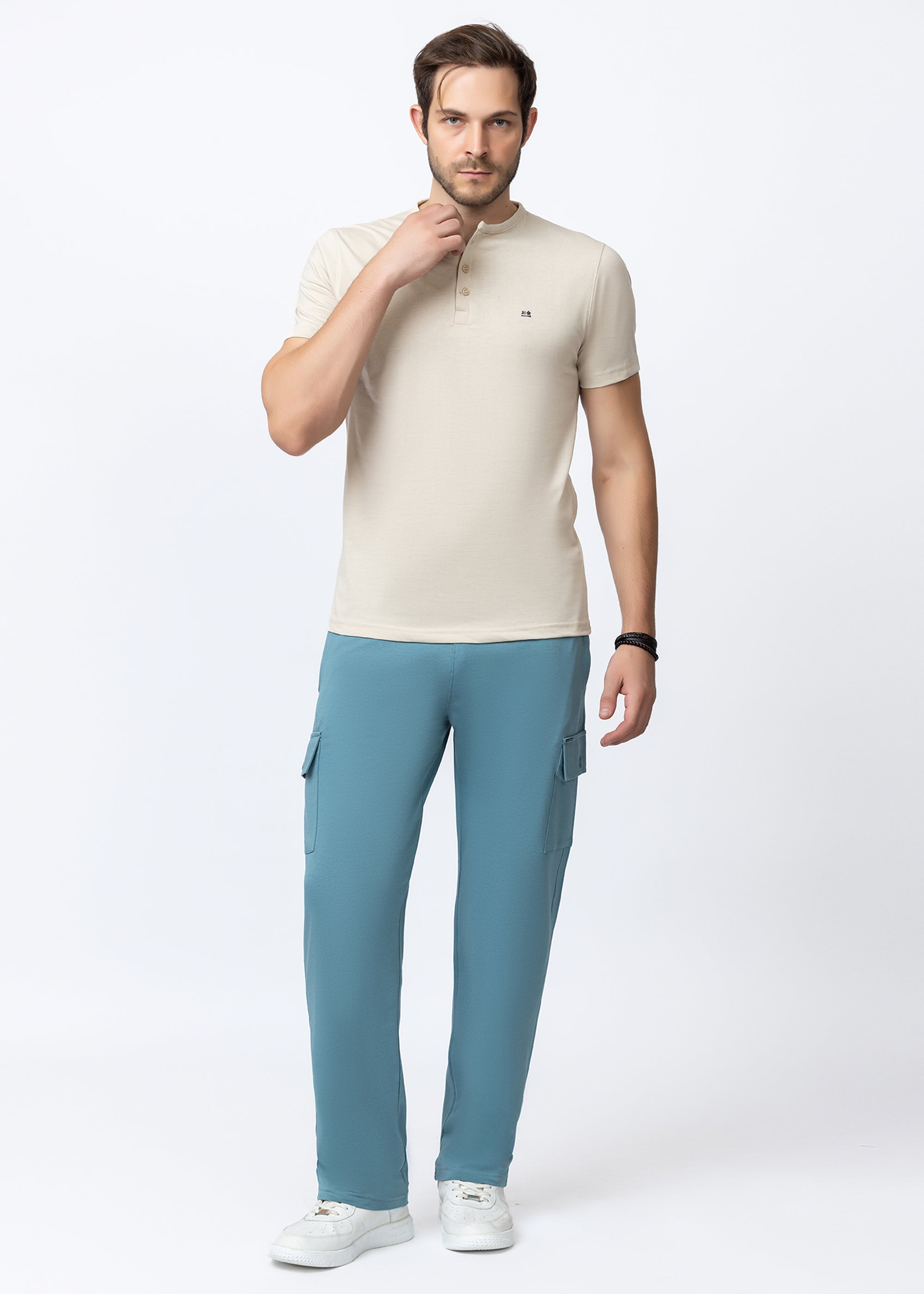 AQUA COMFORT FIT KNITTED CARGO PANTS