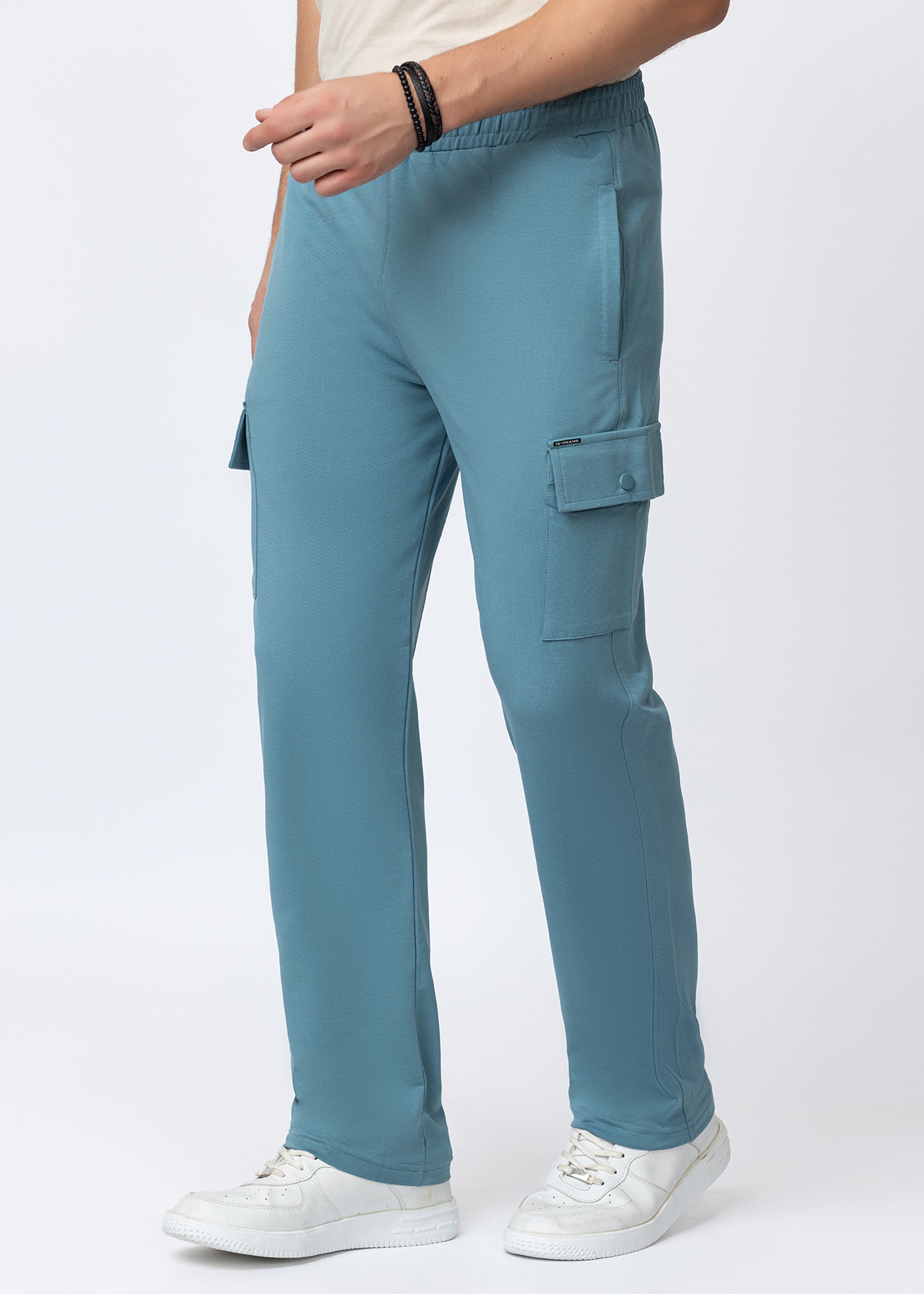 AQUA COMFORT FIT KNITTED CARGO PANTS