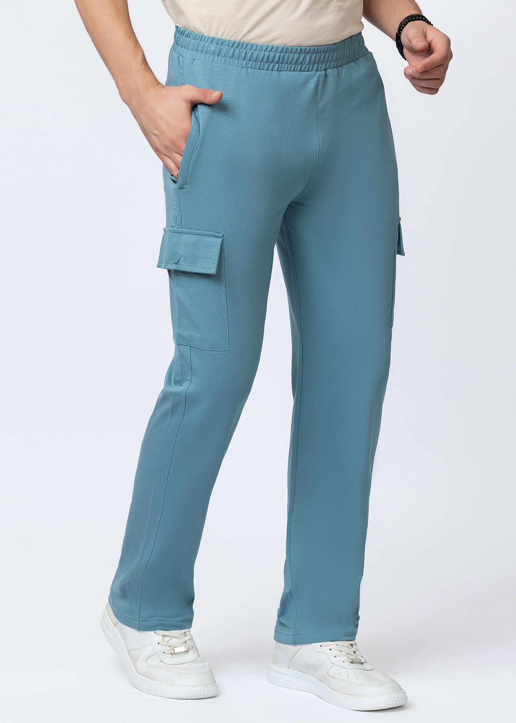 AQUA COMFORT FIT KNITTED CARGO PANTS
