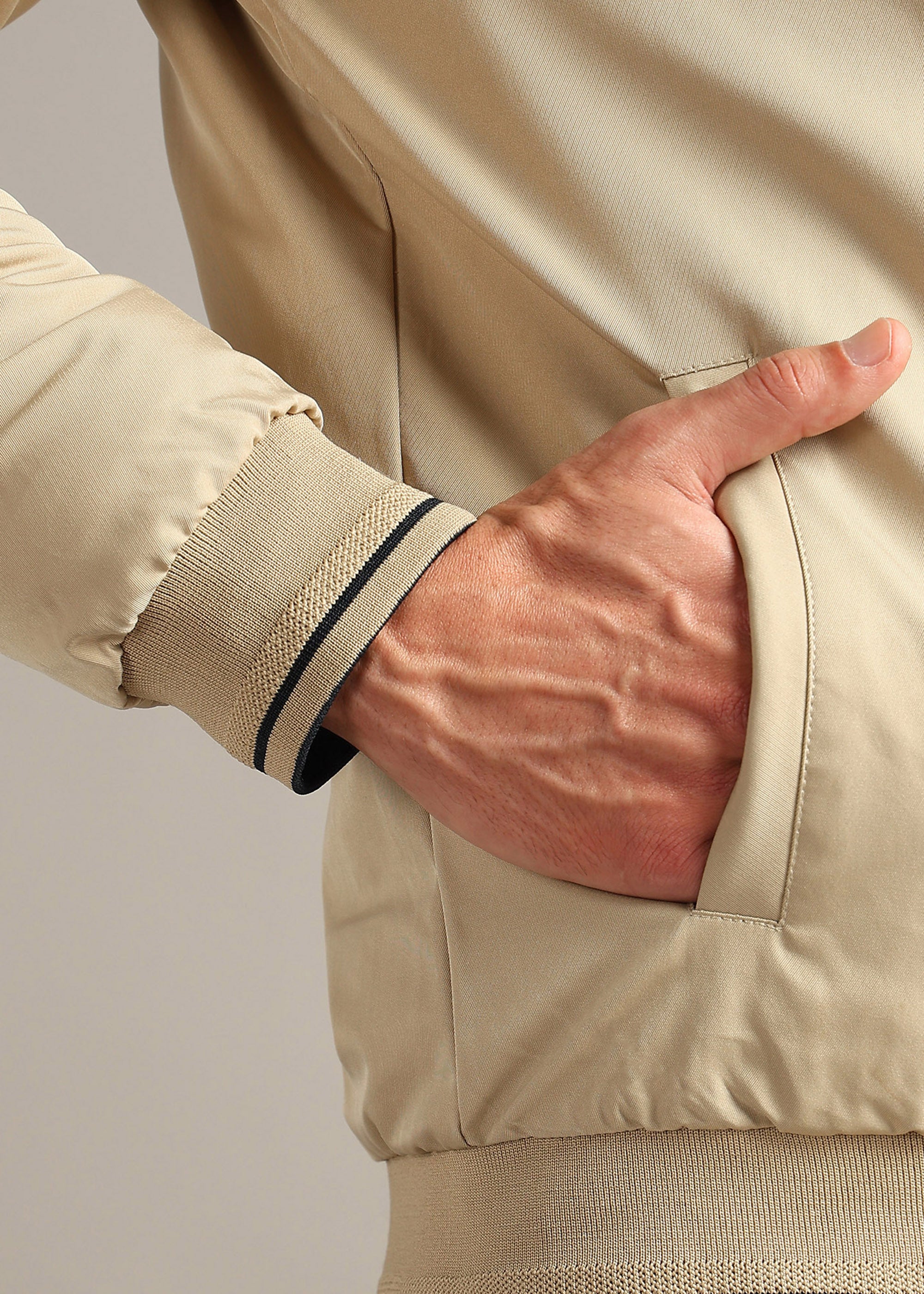 FAWN SOLID  REVERSIBLE MULTI POCKET FULL SLEEVE JACKET