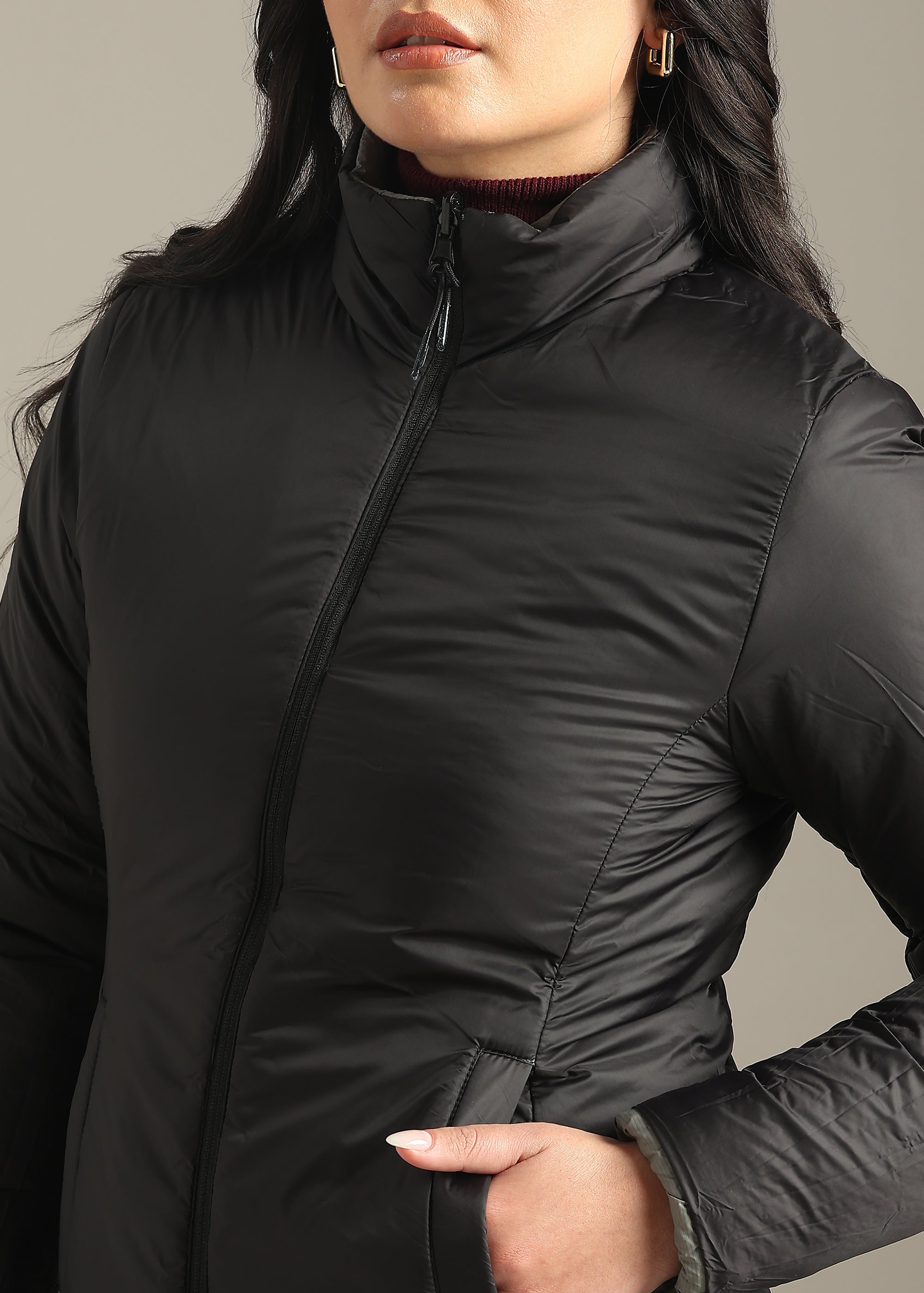 GREY NYLON  REVERSIBLE FULL SLEEVE JACKET