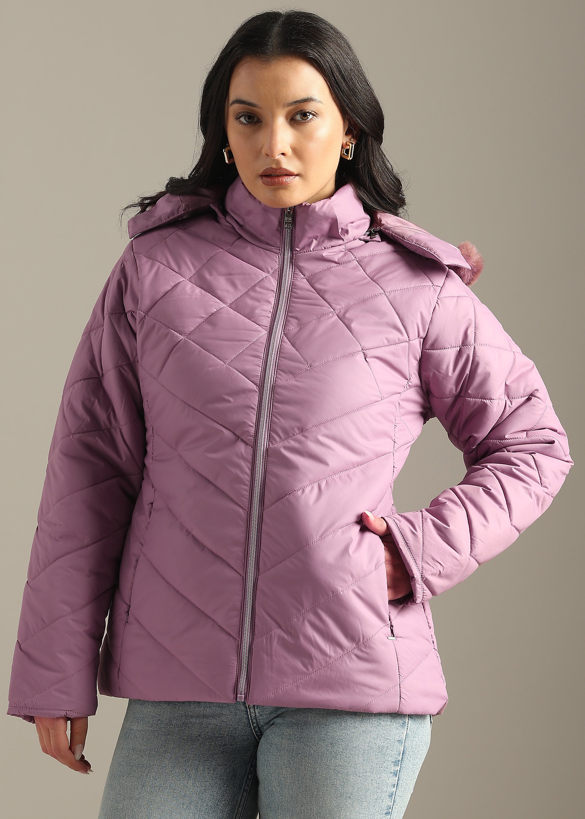 MAUVE SOLID ENGINEERED QUILTED FULL SLEEVE JACKET