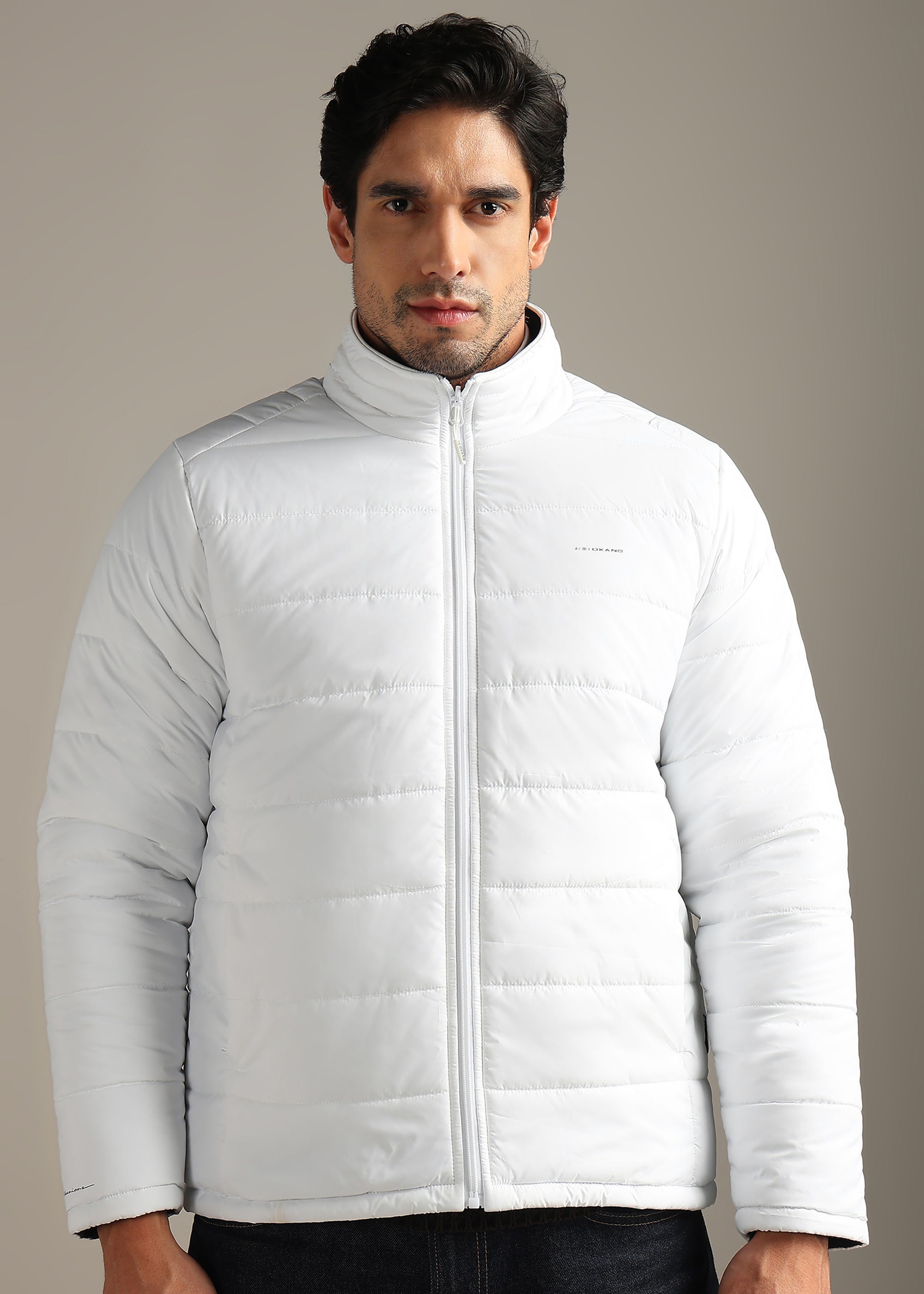 WHITE SOLID  REVERSIBLE SUPER SOFT POLYFILL FULL SLEEVE JACKET