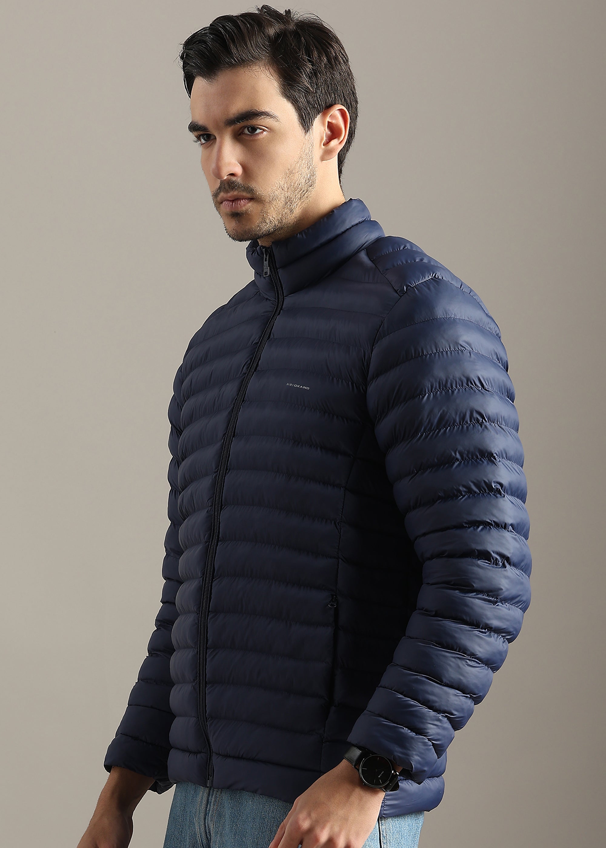 BLUE SOLID WEIGHTLESS WARMTH+PORTABLE FULL SLEEVE JACKET