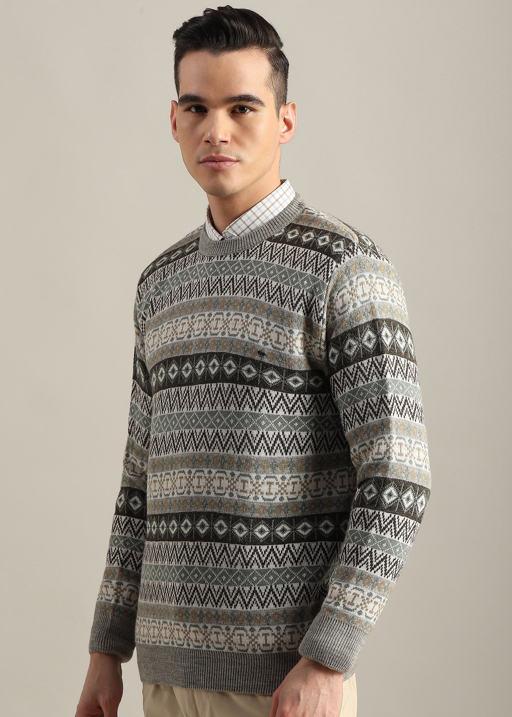 MOUSE STRUCTURED CREW NECK SWEATER