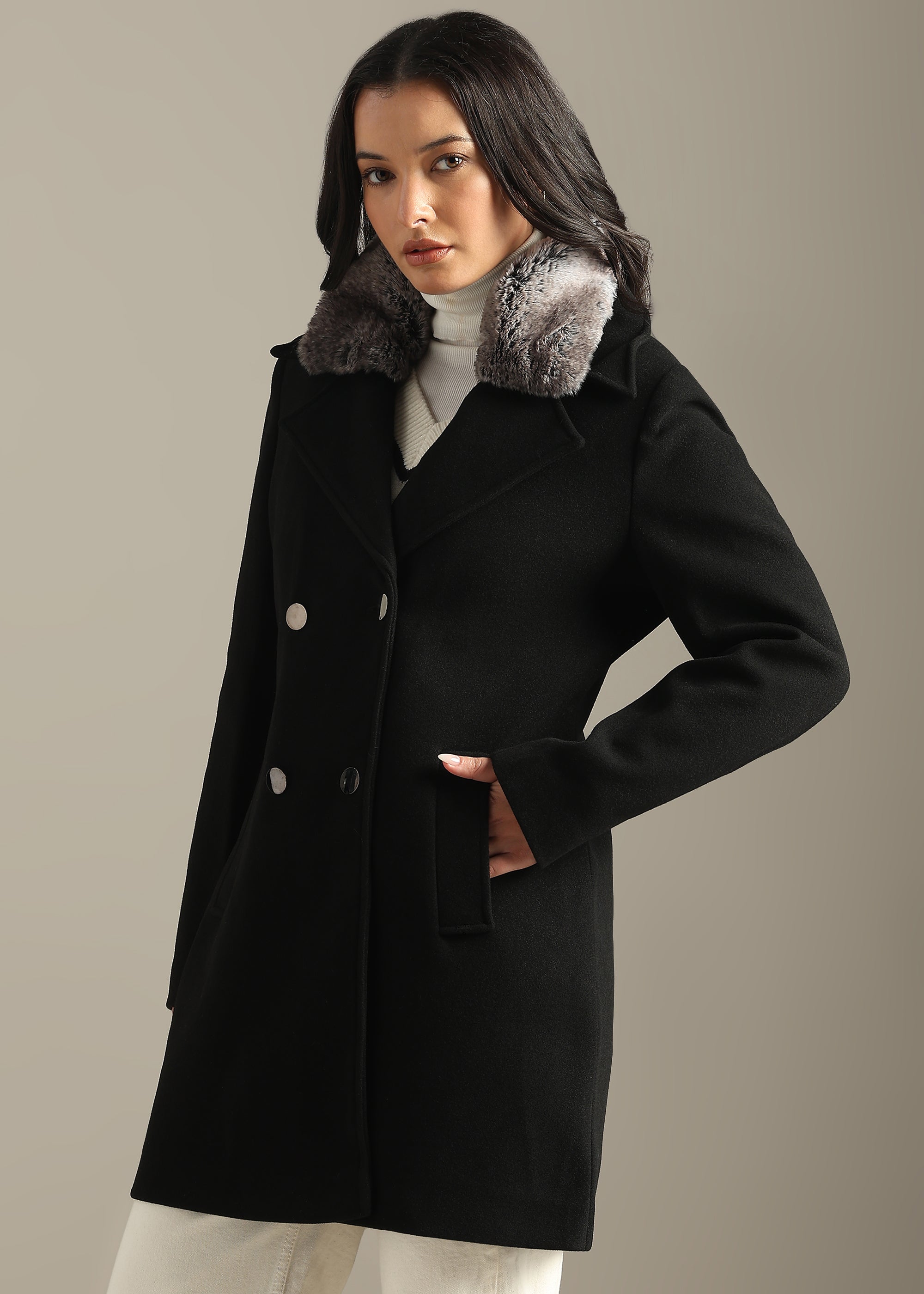 BLACK SOLID TWEED DETACHABLE FUR COLLAR OVERCOAT