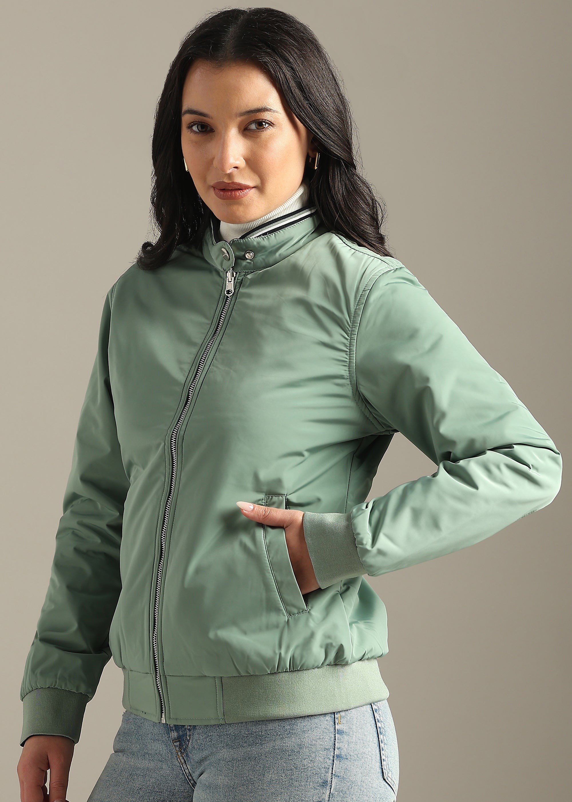 MINT NYLON PREMIUM REVERSIBLE FULL SLEEVE JACKET