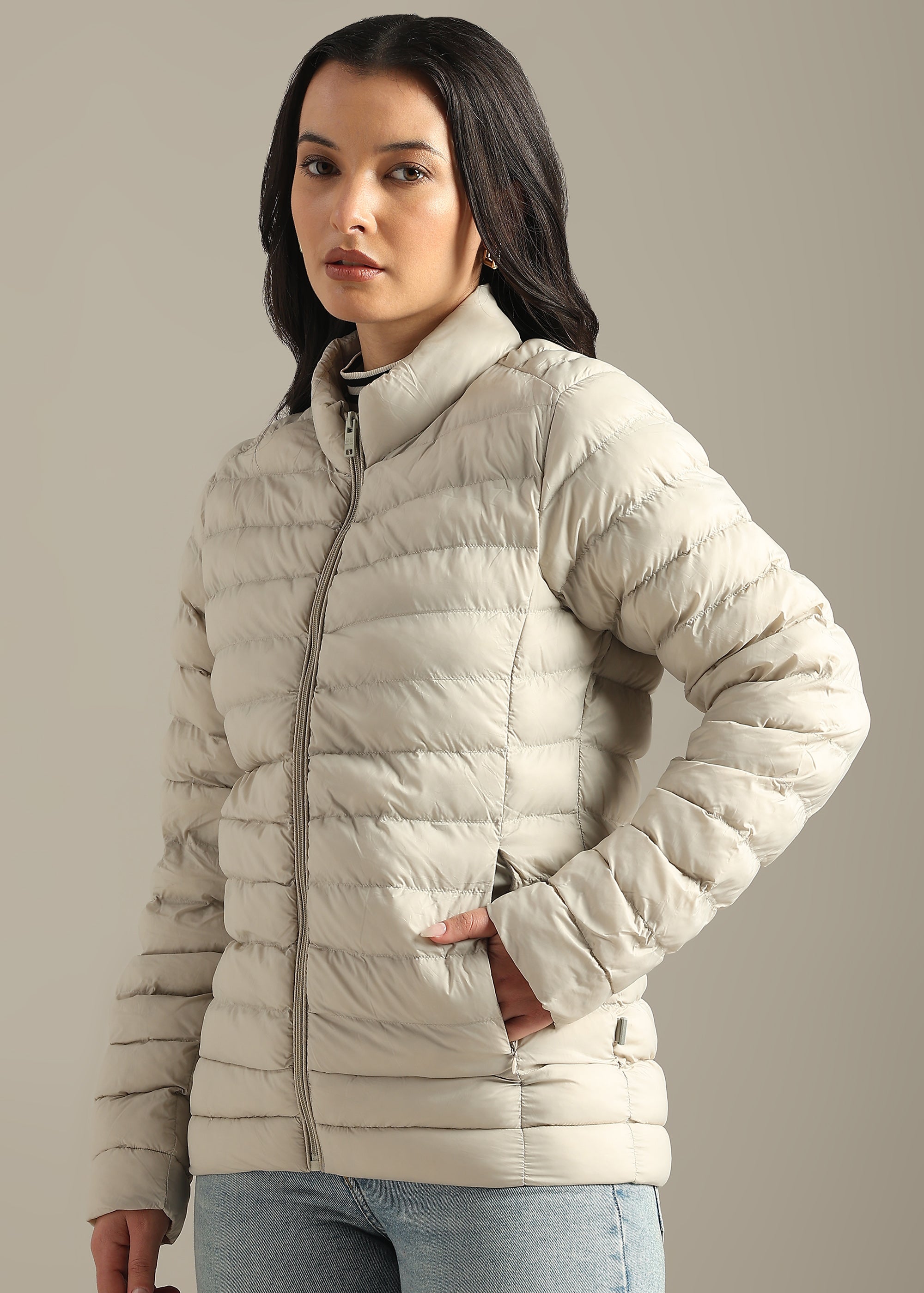 STONE SOLID POLYESTER PUFFER FULL SLEEVE JACKET