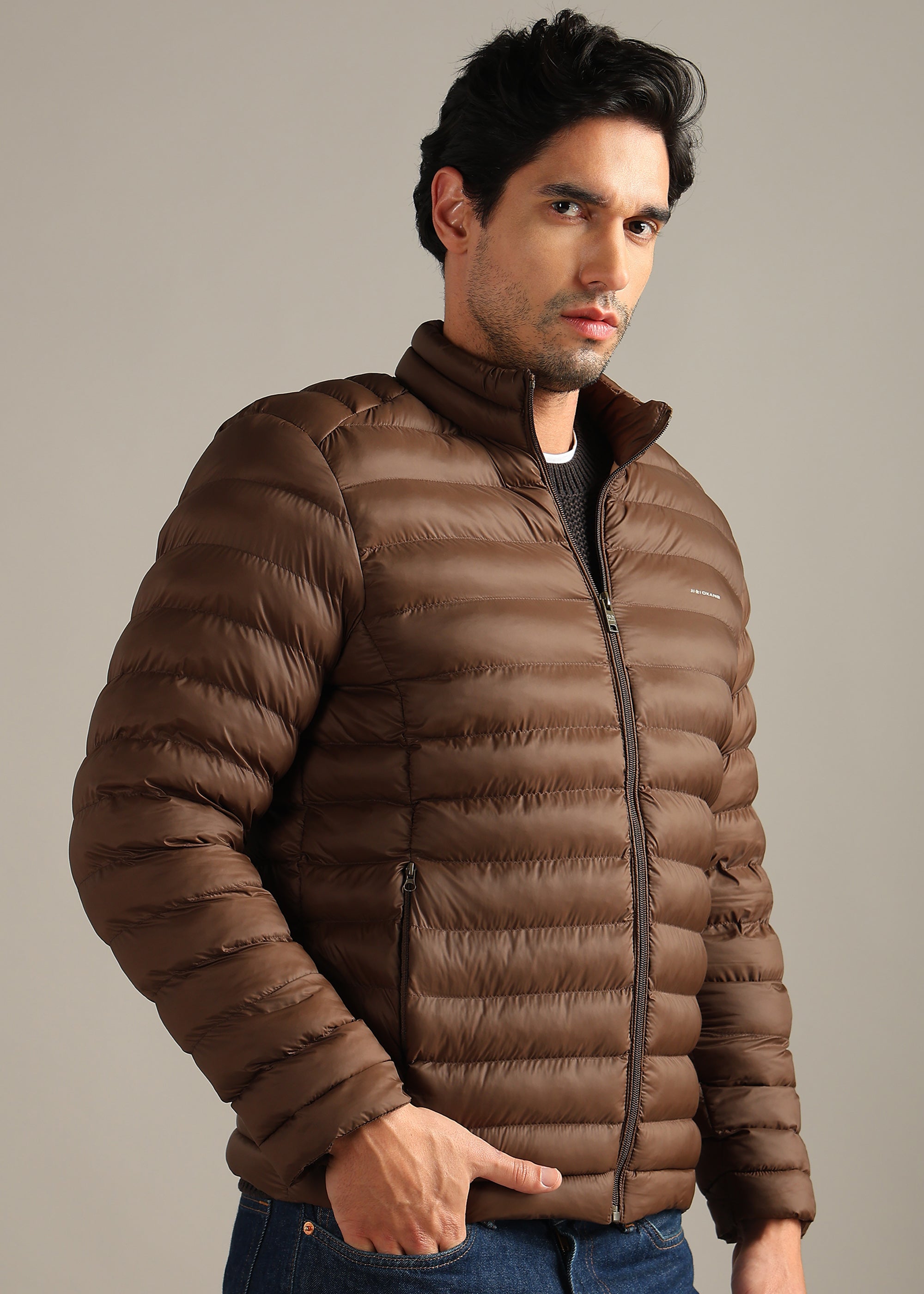 COFFEE WEIGHT LESS WARMTH+PORTABLE FULL SLEEVE JACKET