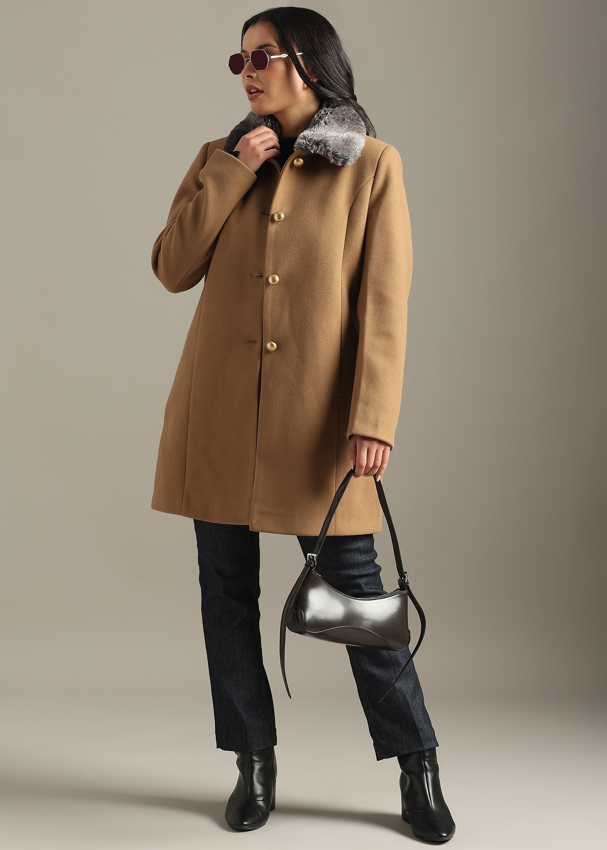 TAN DETACHABLE FUR COLLAR COAT