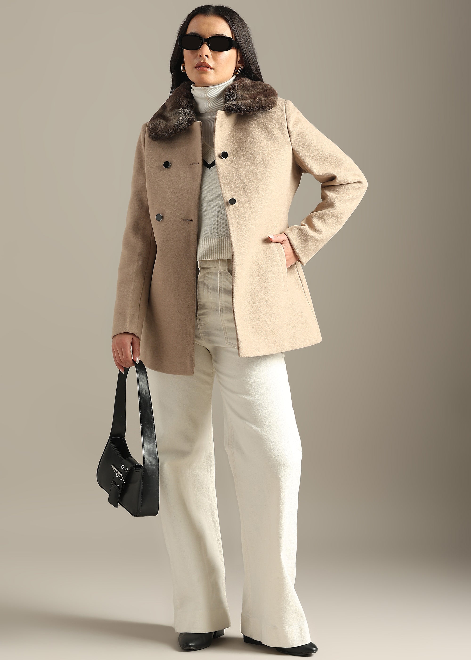 BEIGE ESSENTIAL DETACHABLE FUR COLLAR COAT