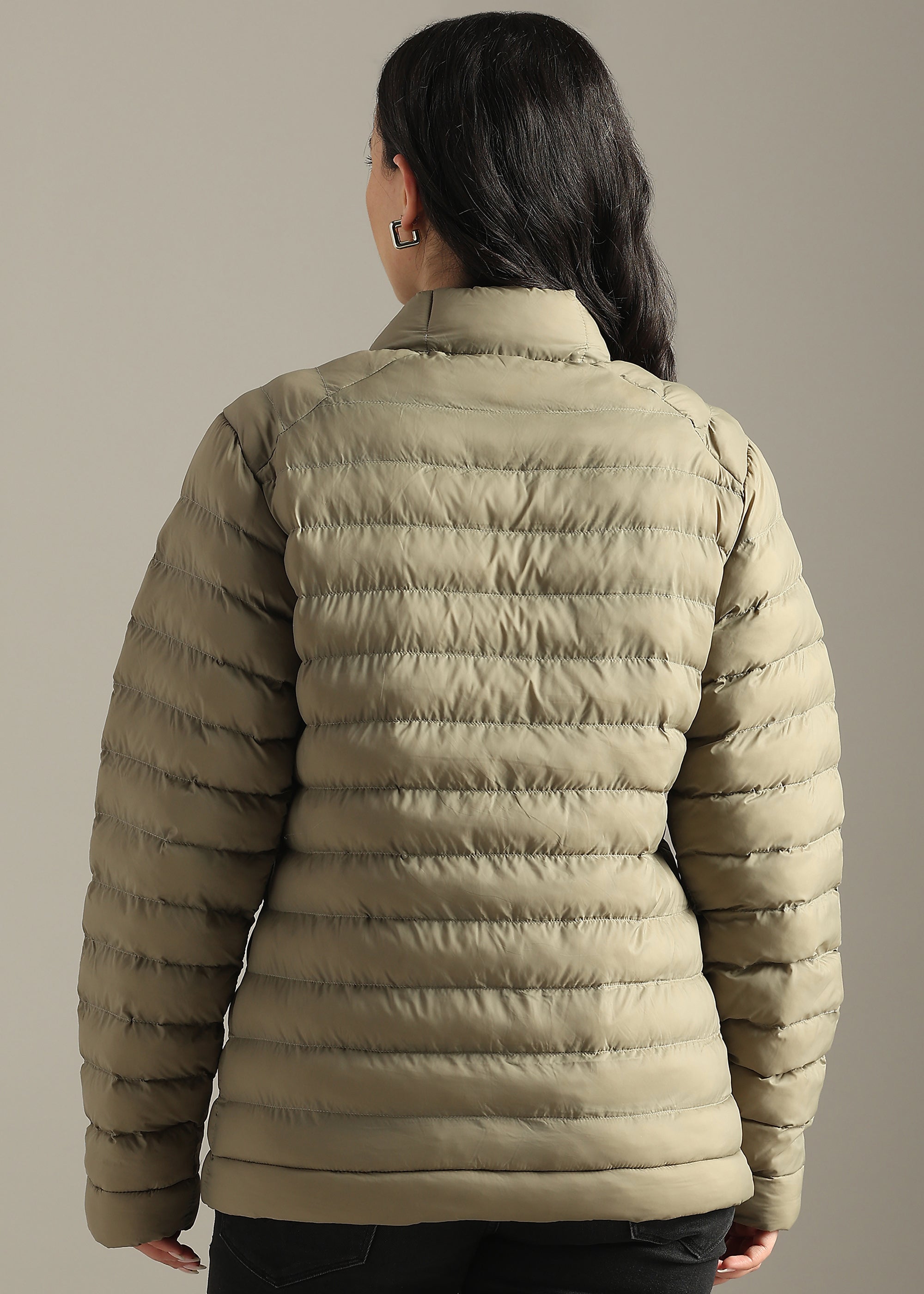 BROWN SOLID POLYESTER PUFFER FULL SLEEVE JACKET