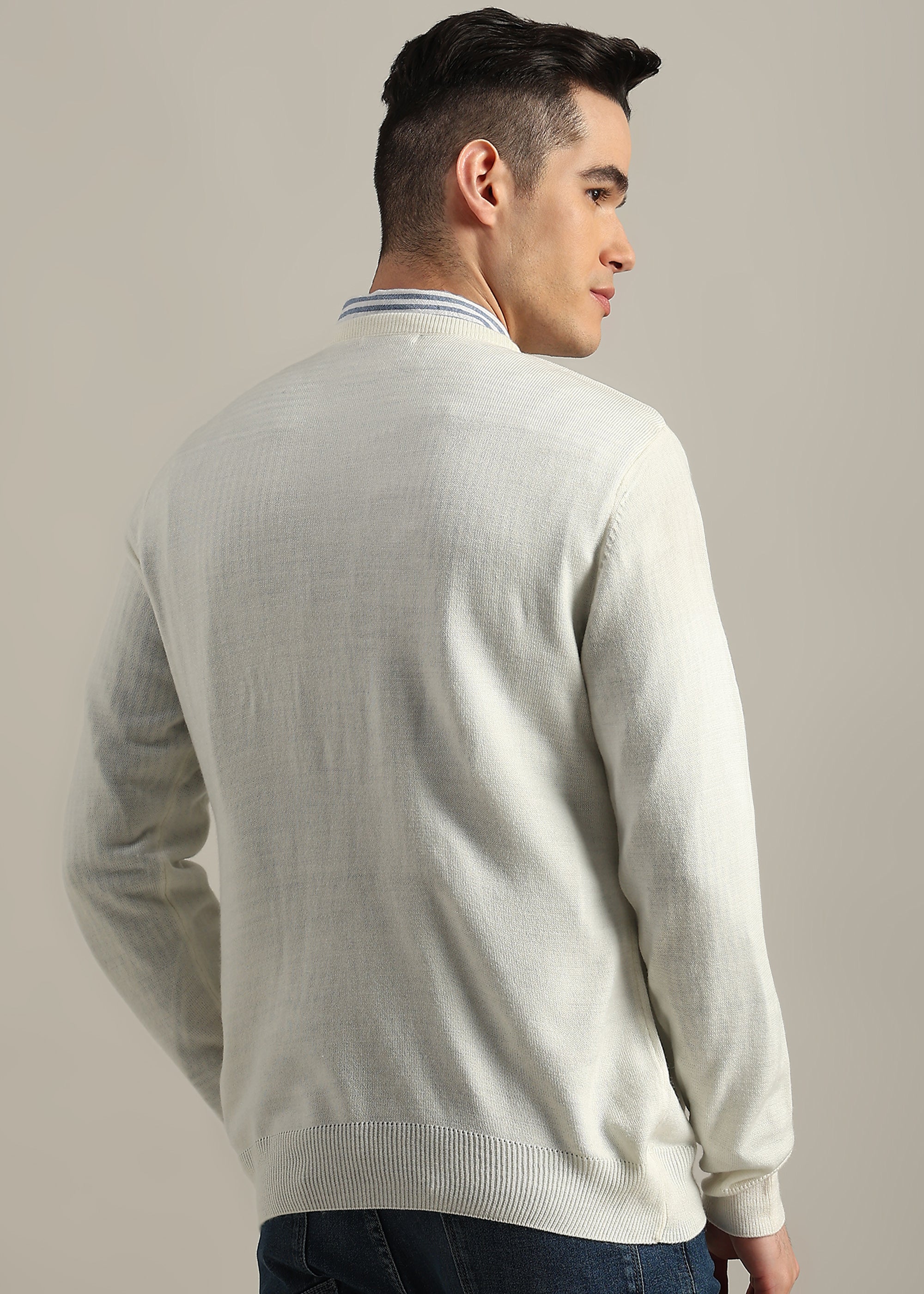 OFF WHITE SOLID ACRYLIC ROUND NECK SWEATER