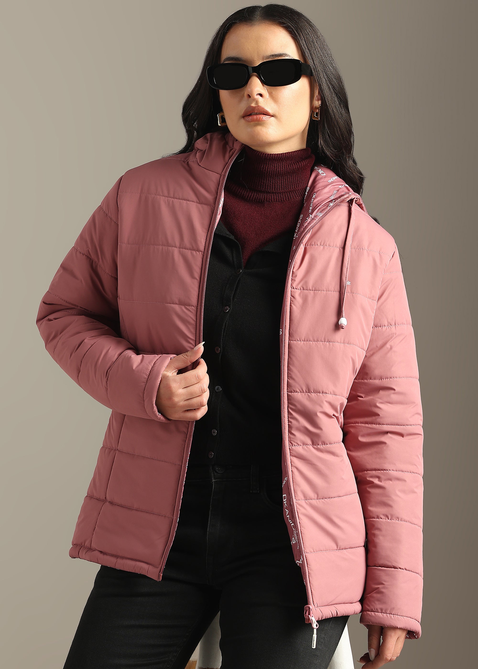 PEACH NYLON REVERSIBLE FULL SLEEVE JACKET