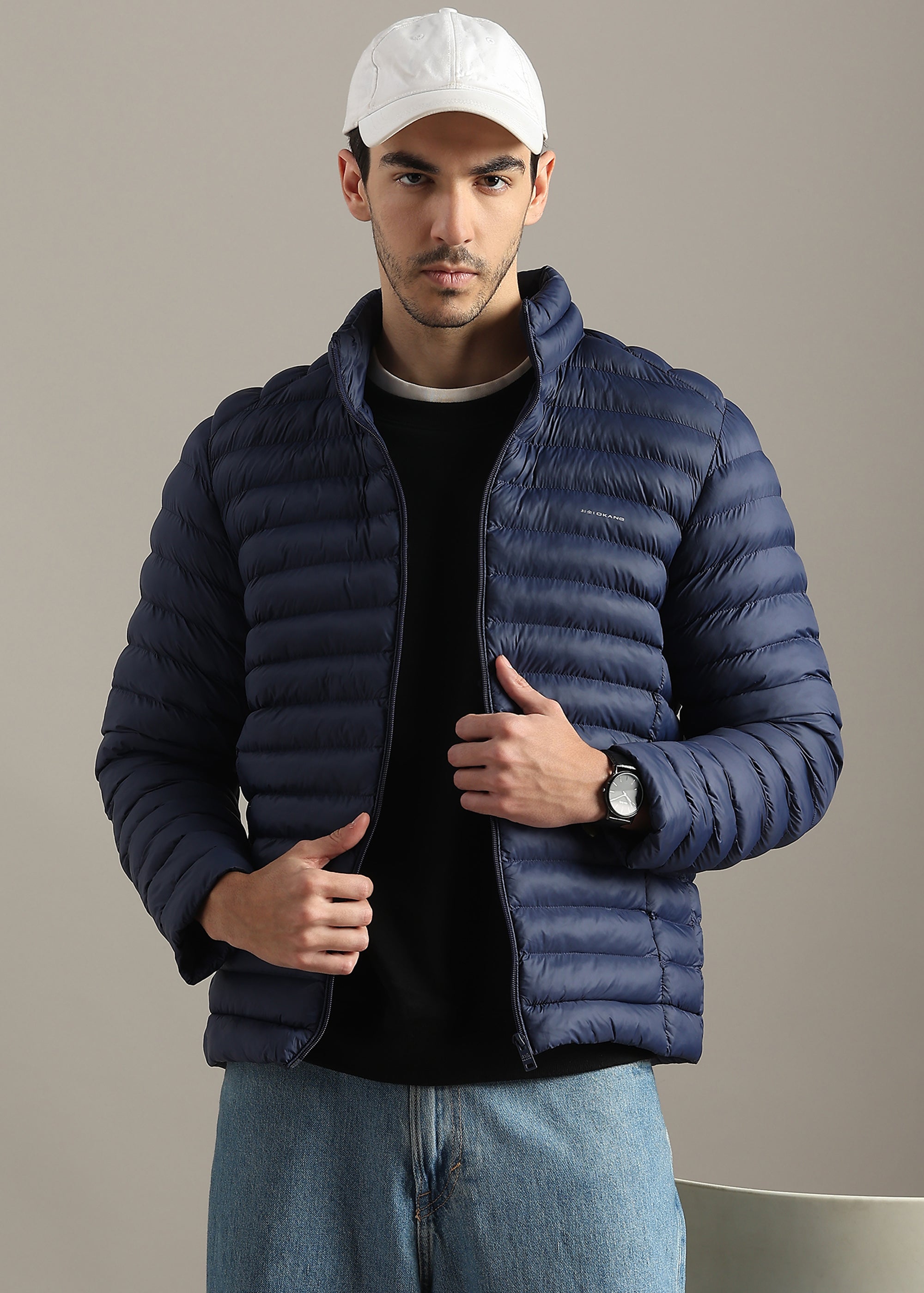 BLUE SOLID WEIGHTLESS WARMTH+PORTABLE FULL SLEEVE JACKET