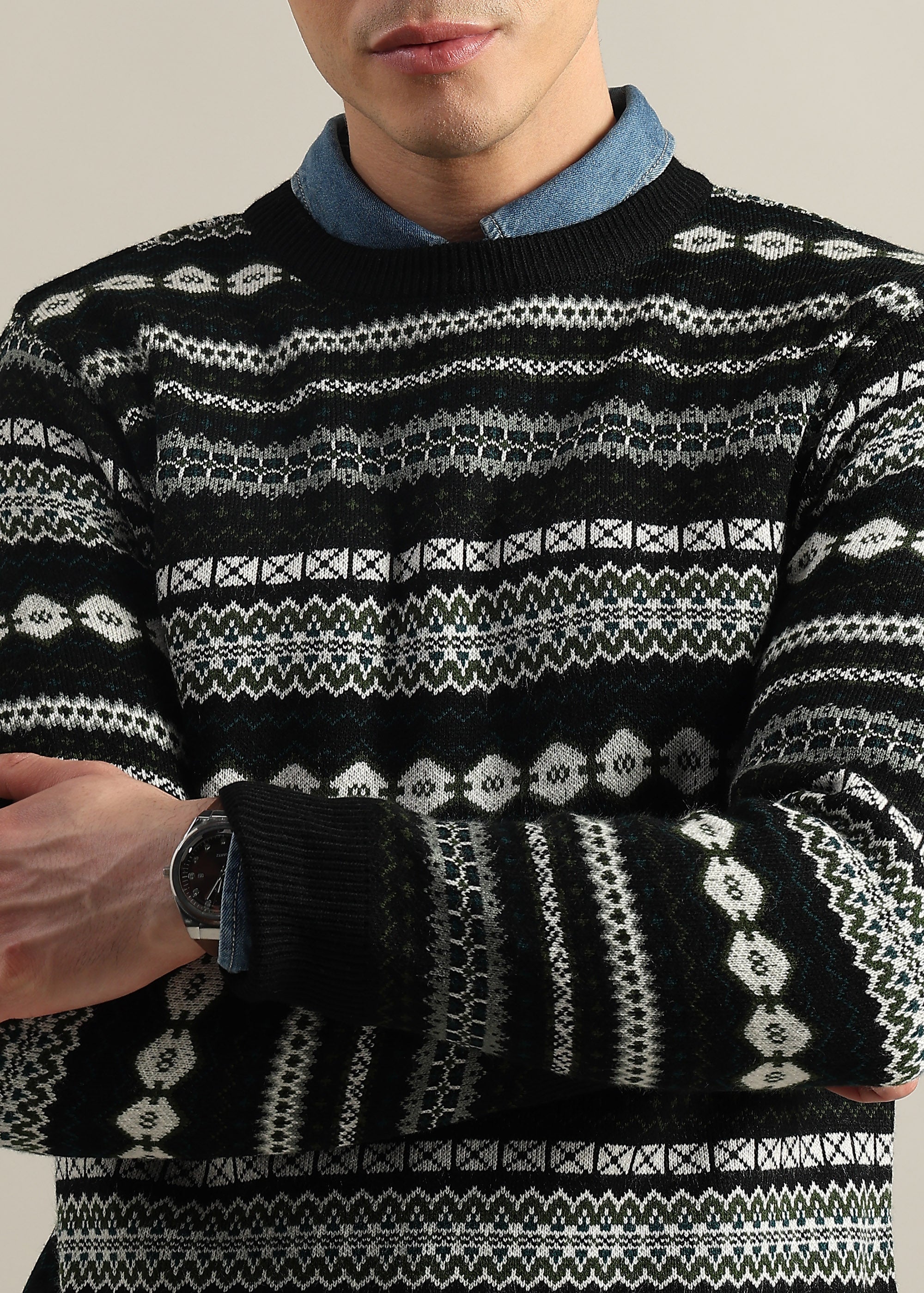 BLACK STRUCTURED CREW NECK SWEATER