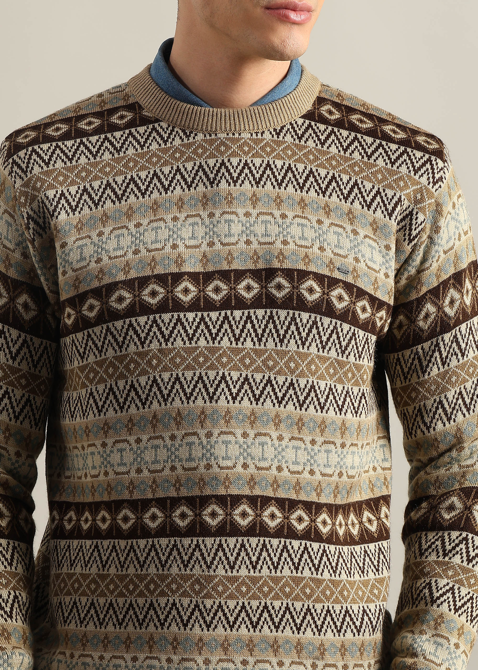 CAMEL STRUCTURED CREW NECK SWEATER